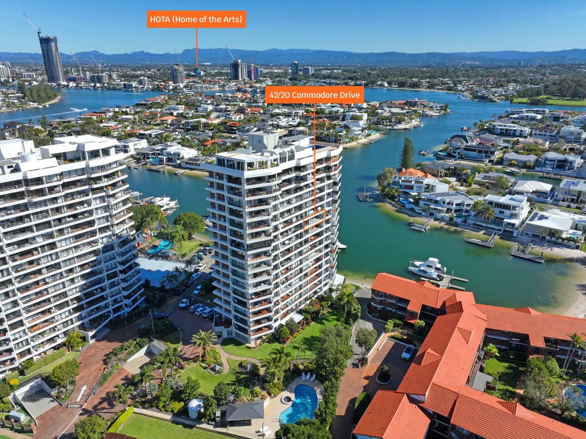 42/20 Commodore Drive, Paradise Waters, Paradise Waters - Thumbnail 2