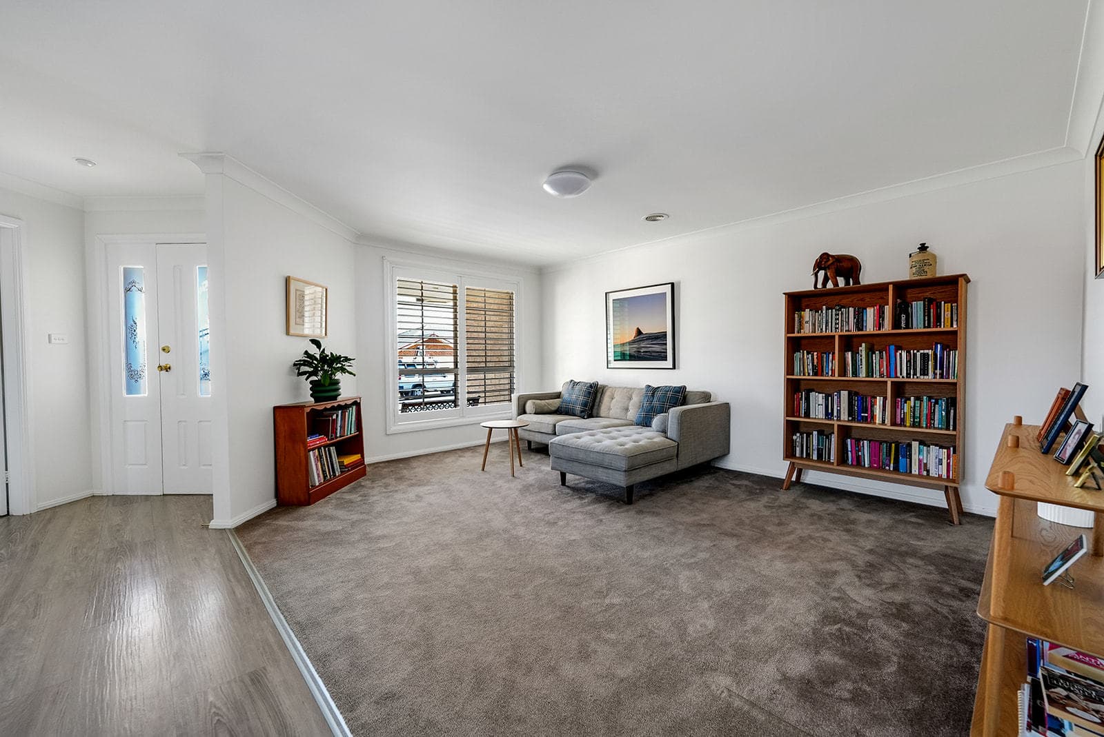 8 Magnolia Way, Orange, Orange - Thumbnail 2