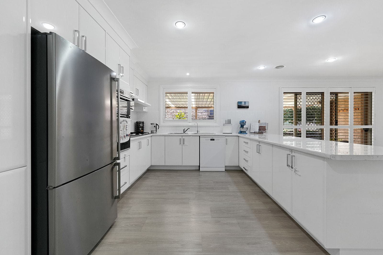 8 Magnolia Way, Orange, Orange - Thumbnail 5