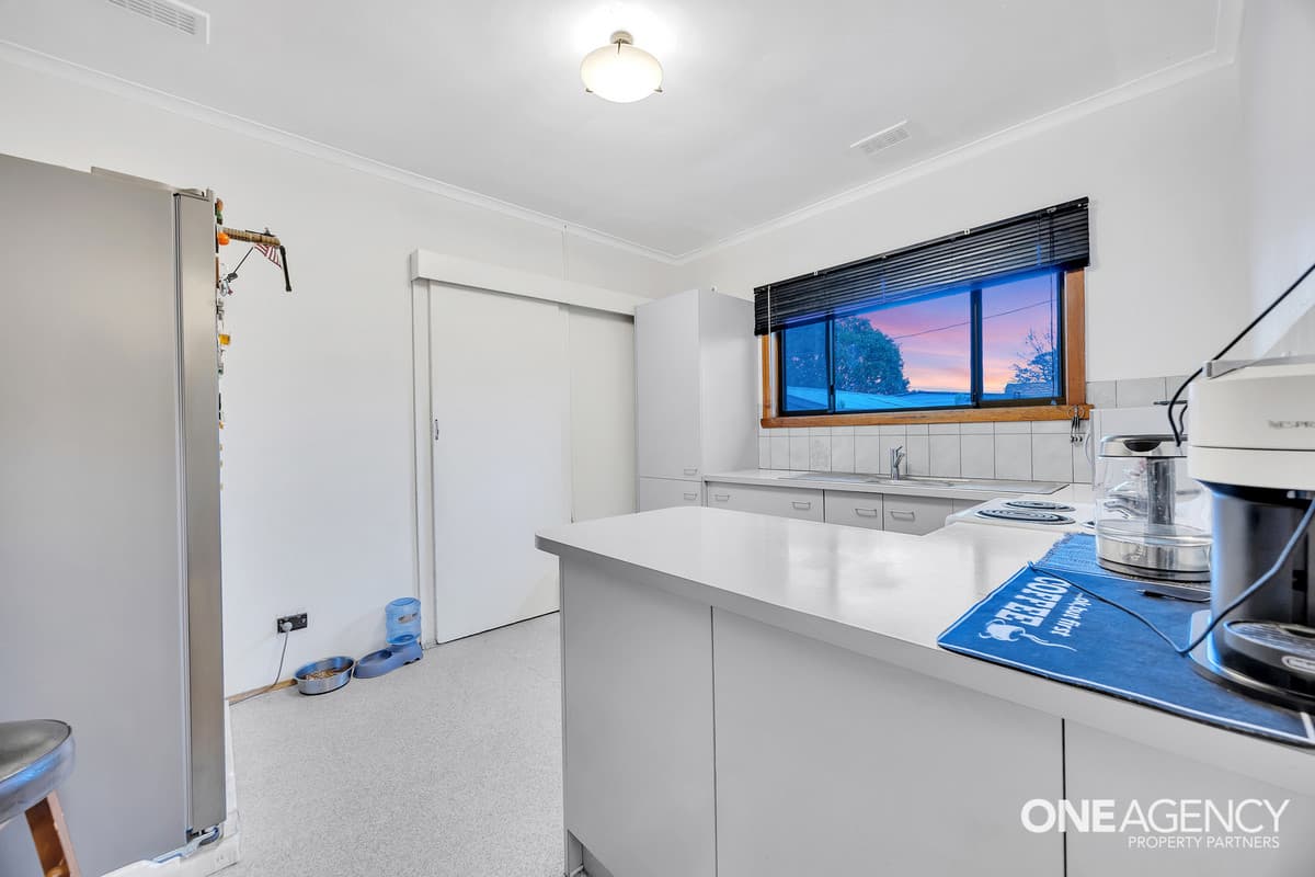 2 Williams Road, Laverton, Laverton - Thumbnail 8