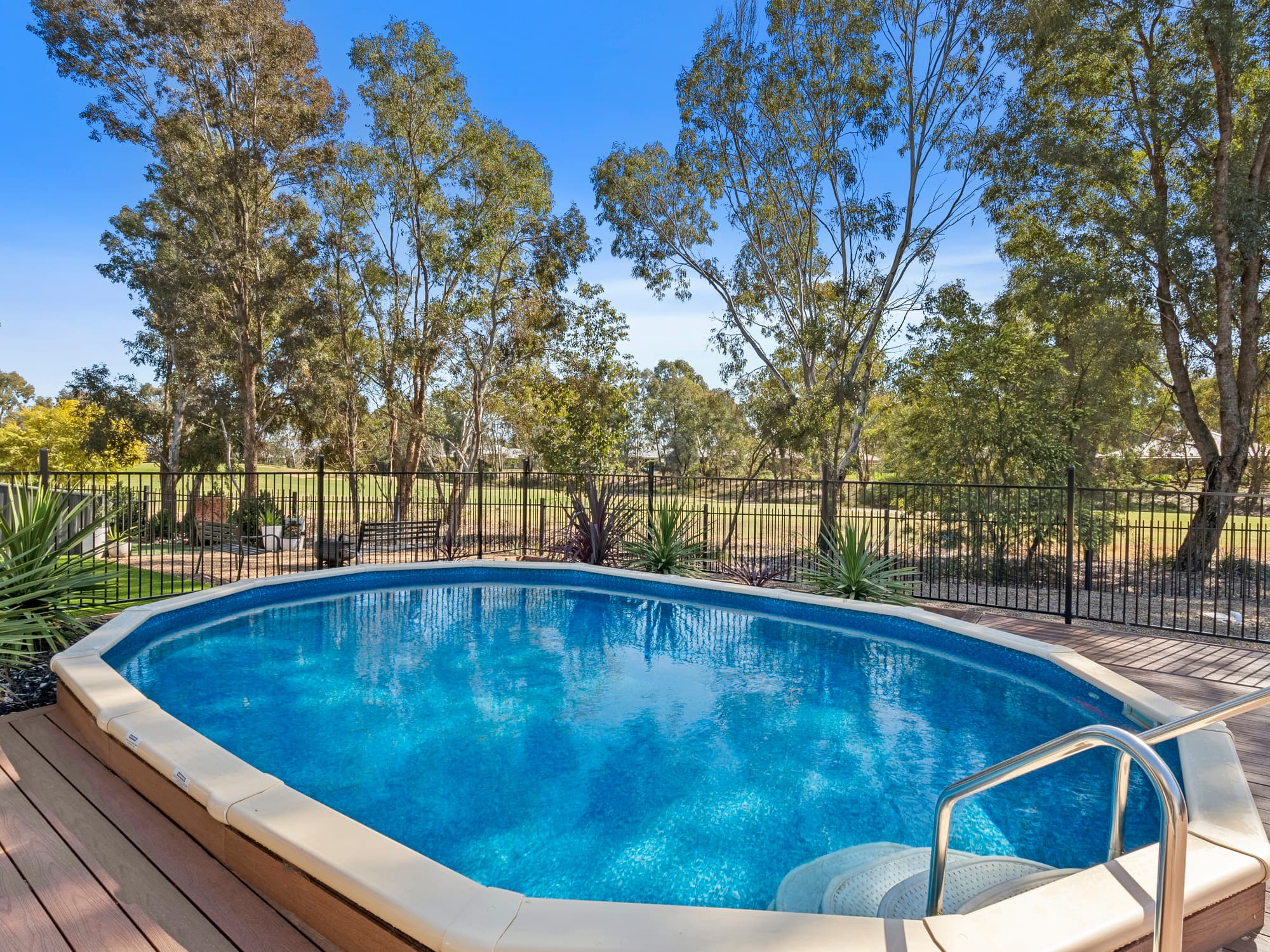 18 Robinson Way, Yarrawonga, Yarrawonga - Thumbnail 2