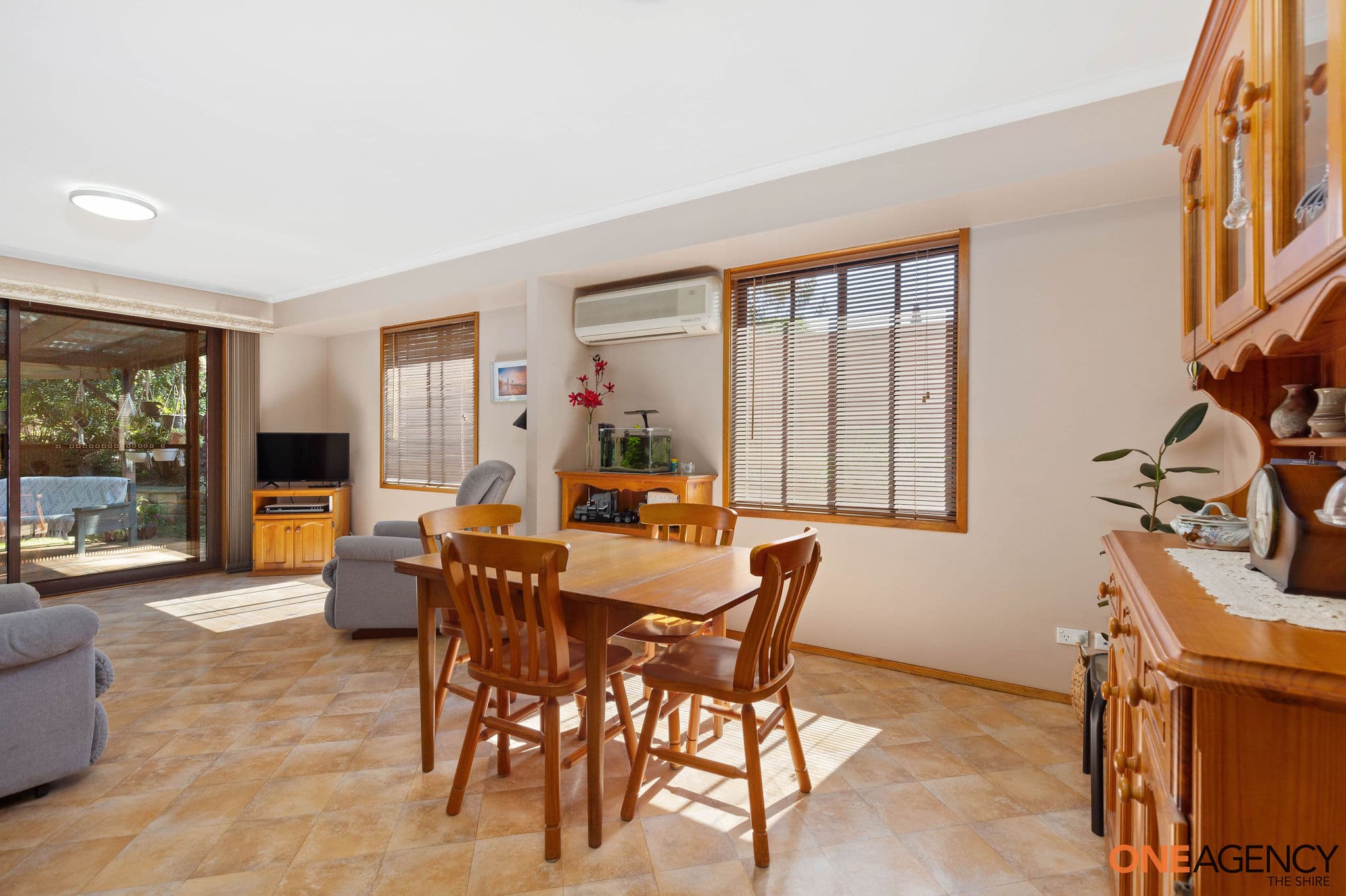 9 Ribbon Gum Close, Alfords Point, Alfords Point - Thumbnail 3
