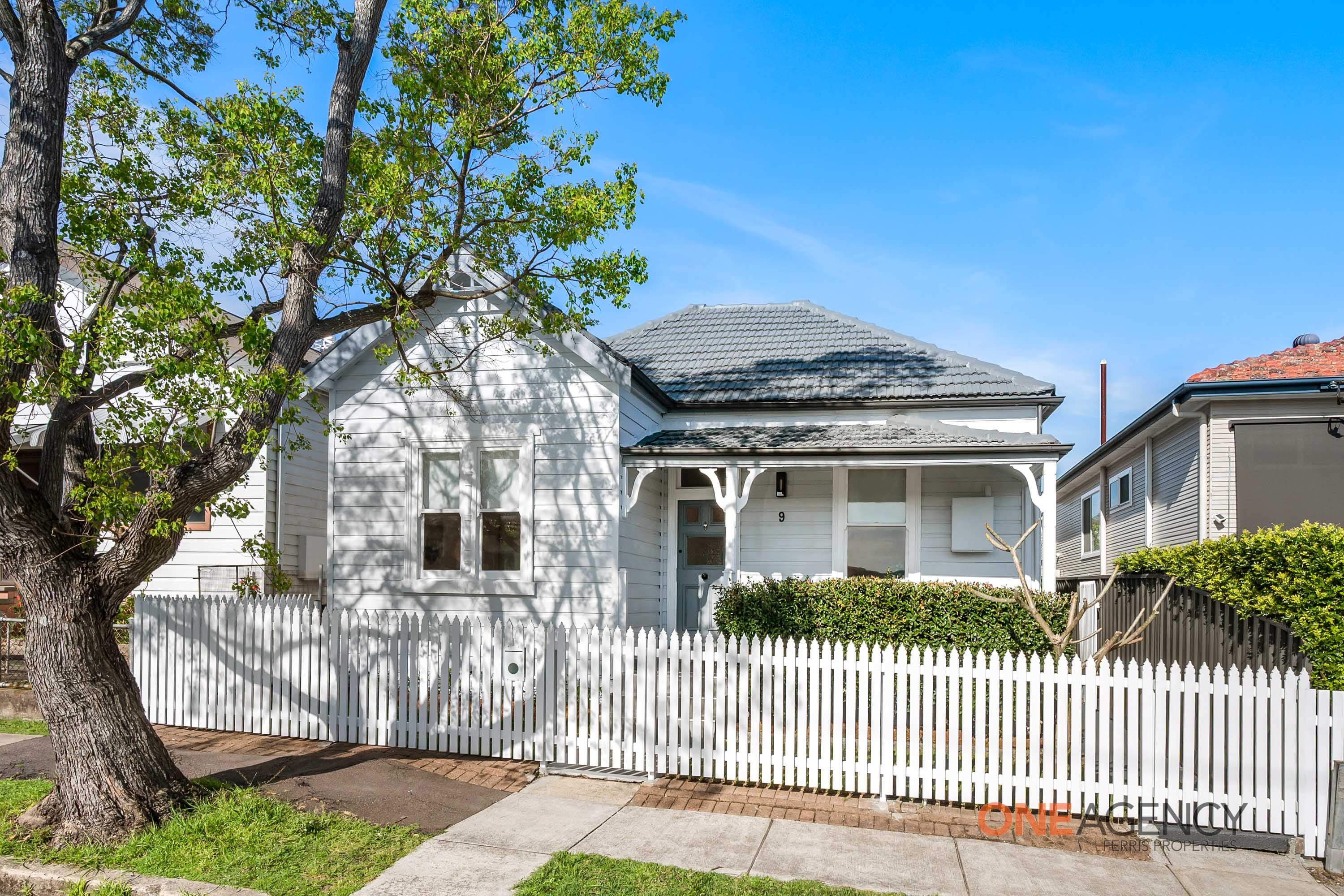 9 Barton Street, Mayfield, Mayfield - Image 1