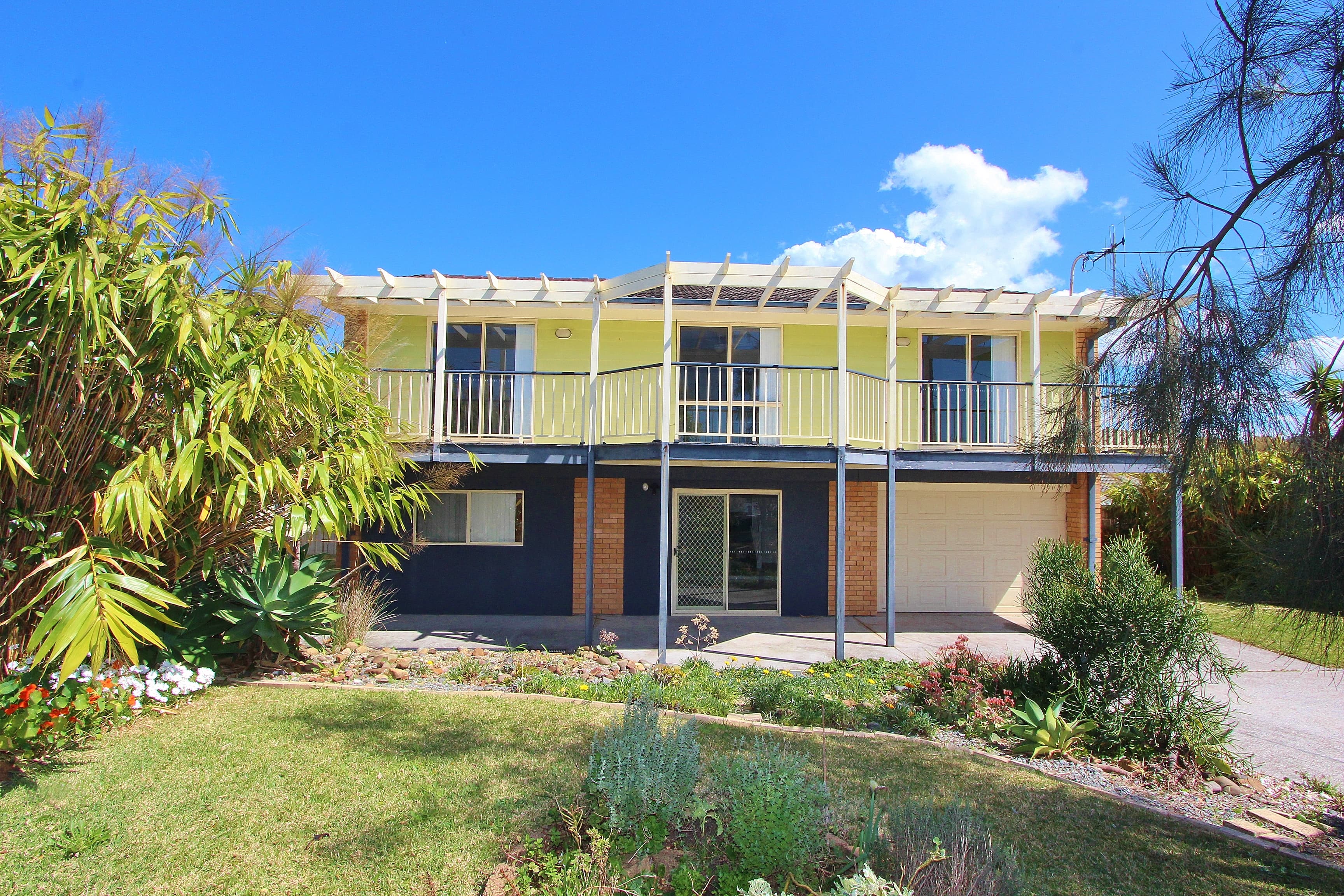 847 Ocean Drive, Bonny Hills, Bonny Hills - Image 1