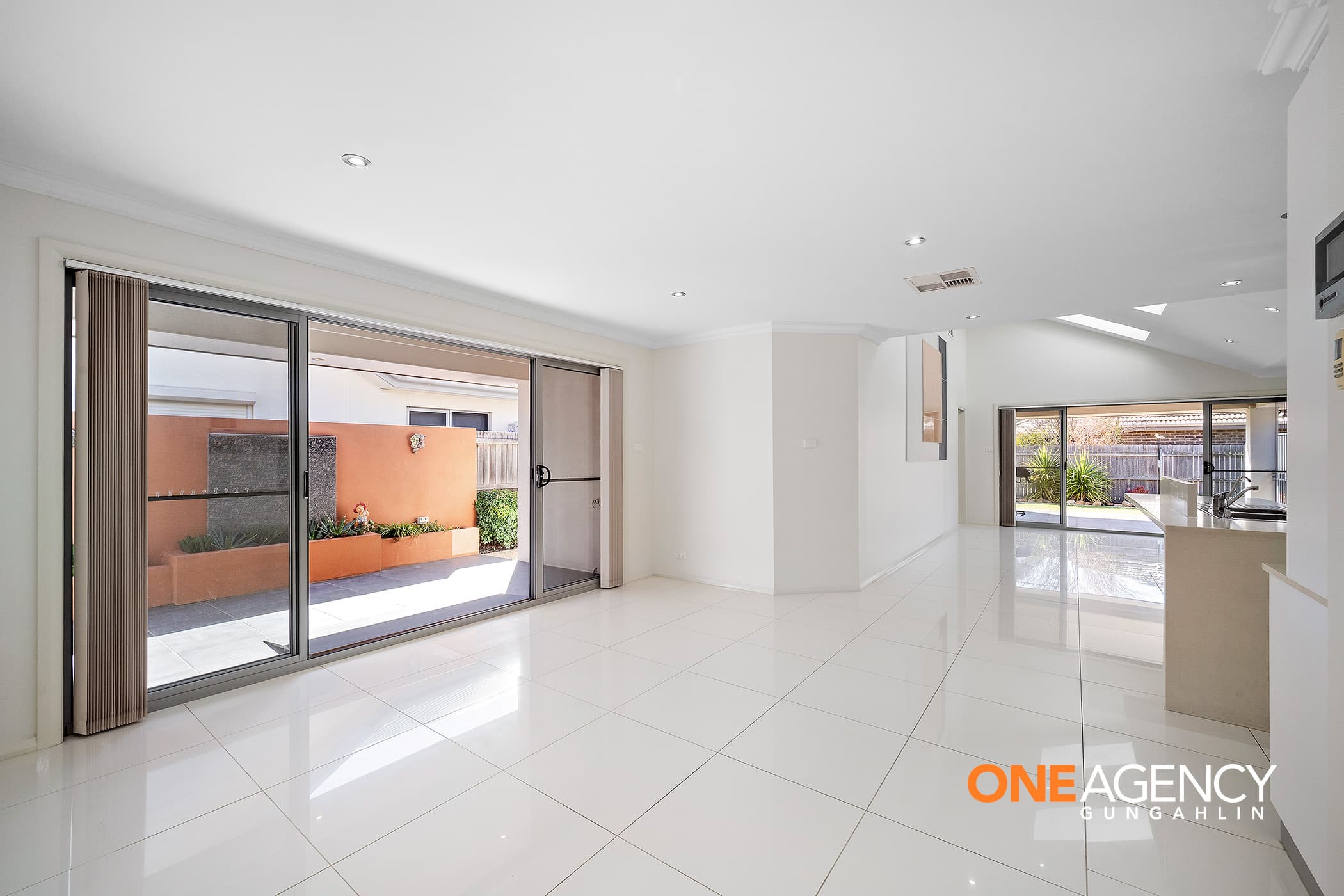 17 Windjana Street, Harrison, Harrison - Thumbnail 4