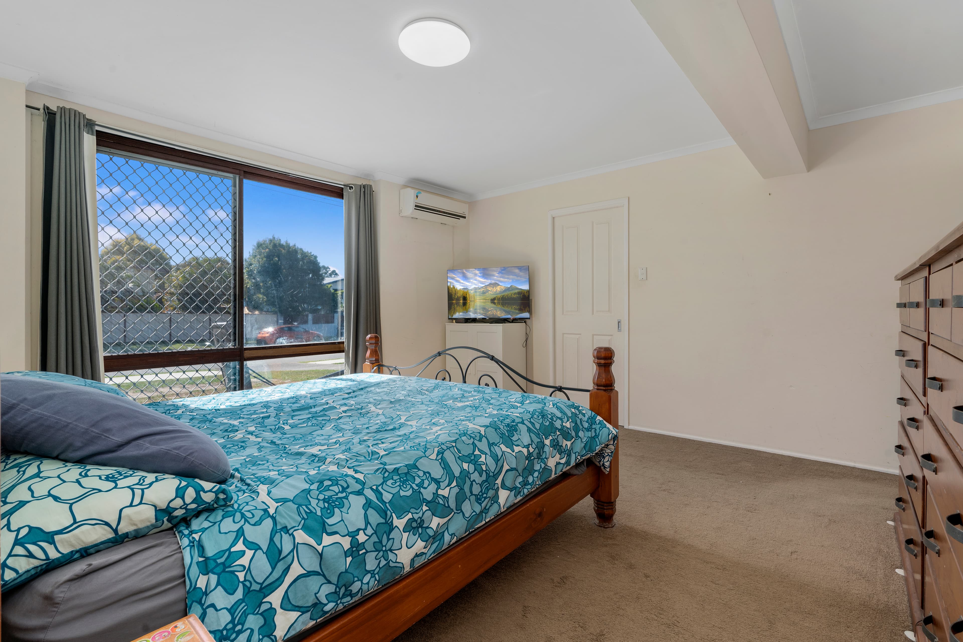 25 Dundee Drive, Morayfield, Morayfield - Thumbnail 3