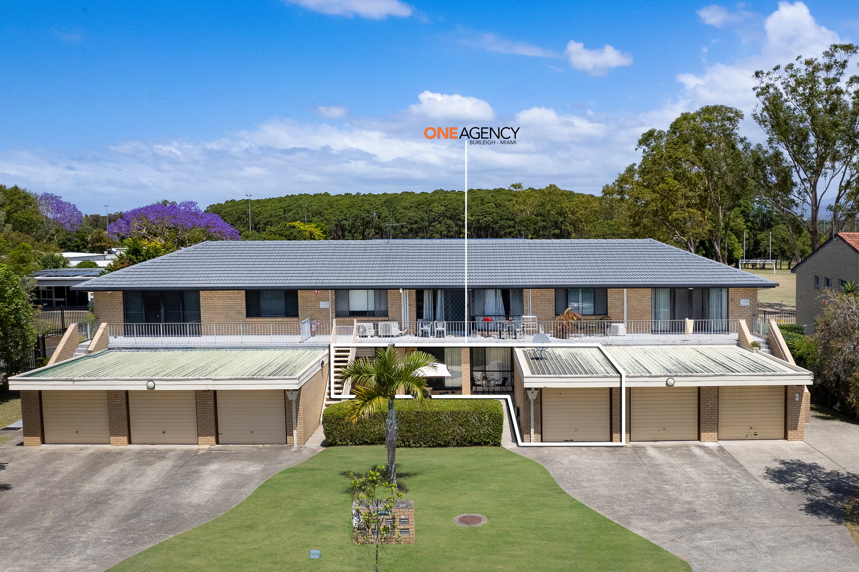2/40 Oceanic Drive, Mermaid Waters, Mermaid Waters - Image 1