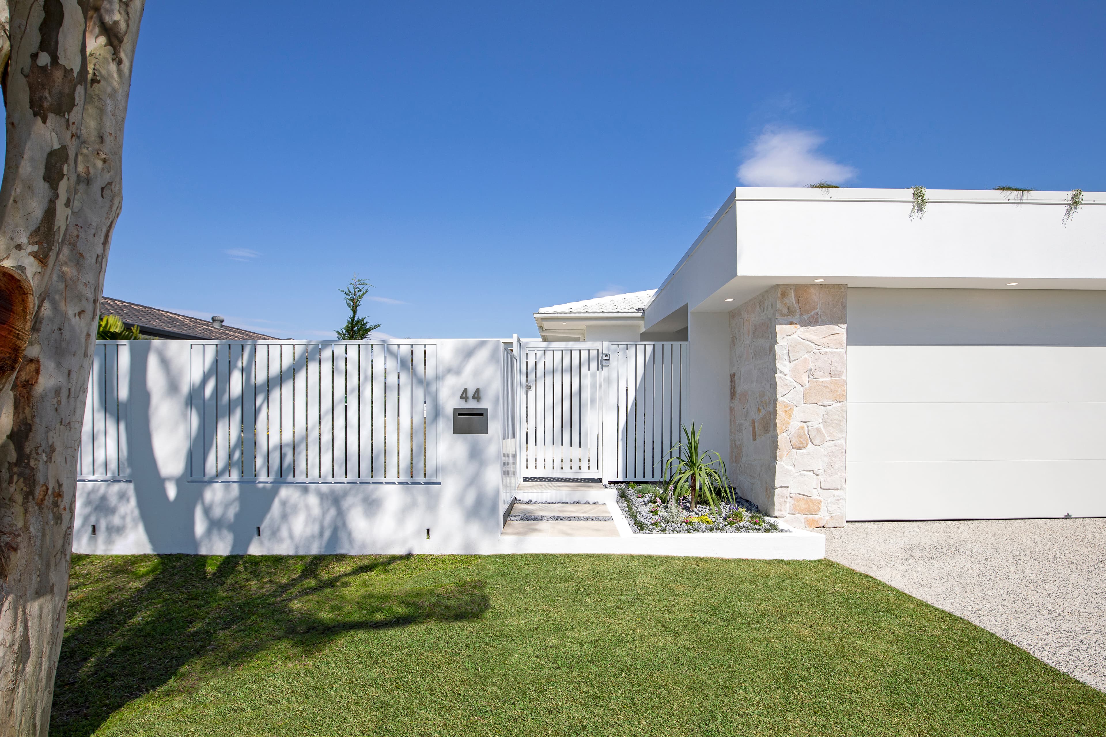 44 Auk Avenue, Burleigh Waters, Burleigh Waters - Thumbnail 3