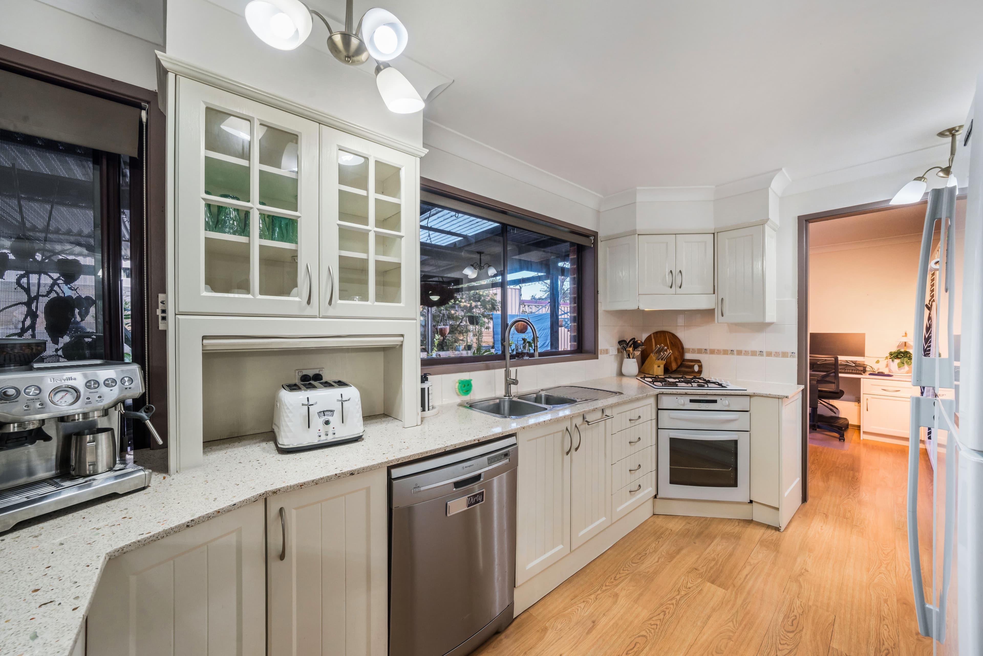 10 Topaz Place, Eagle Vale, Eagle Vale - Thumbnail 7