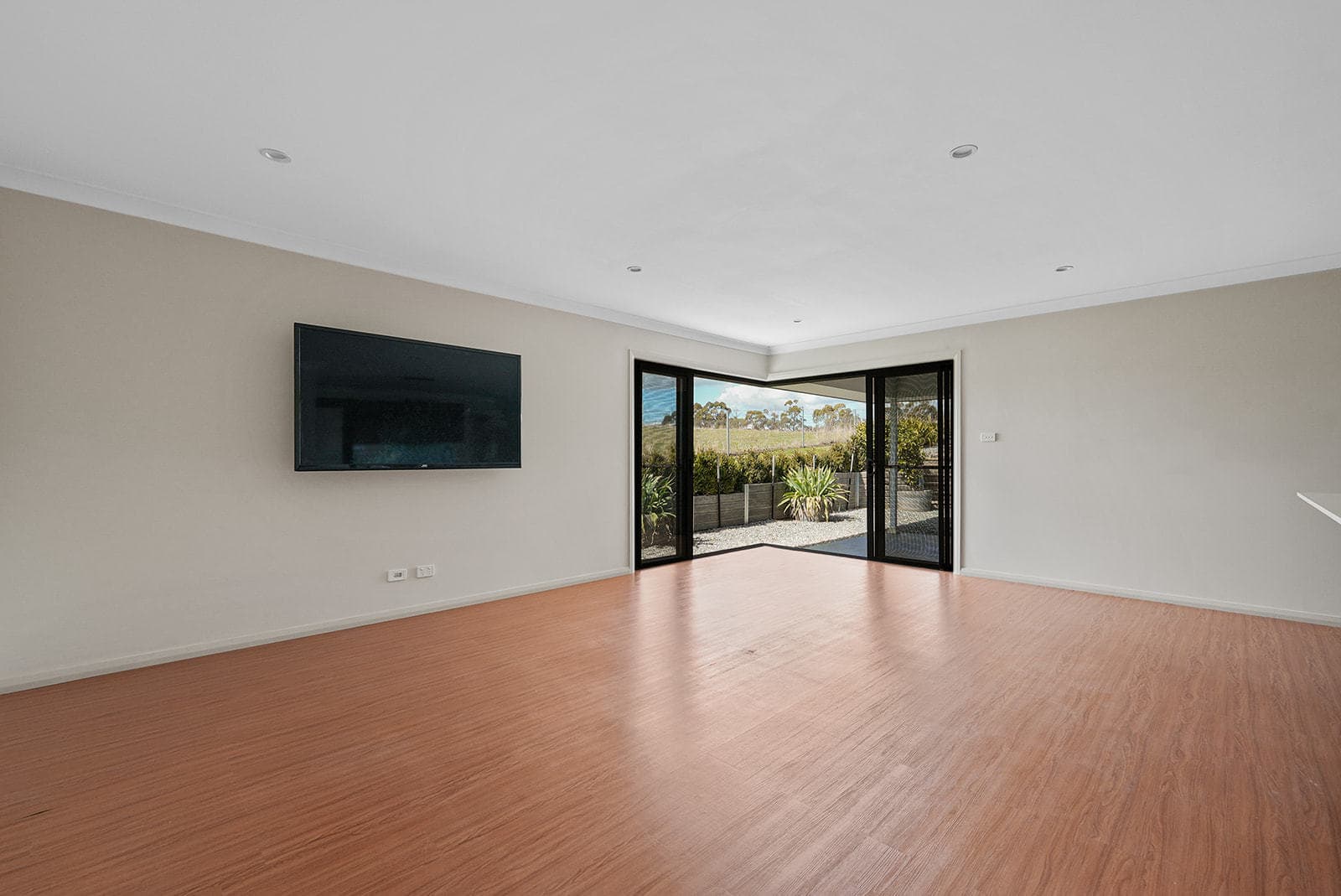 19 Haywood Drive, Orange, Orange - Thumbnail 7