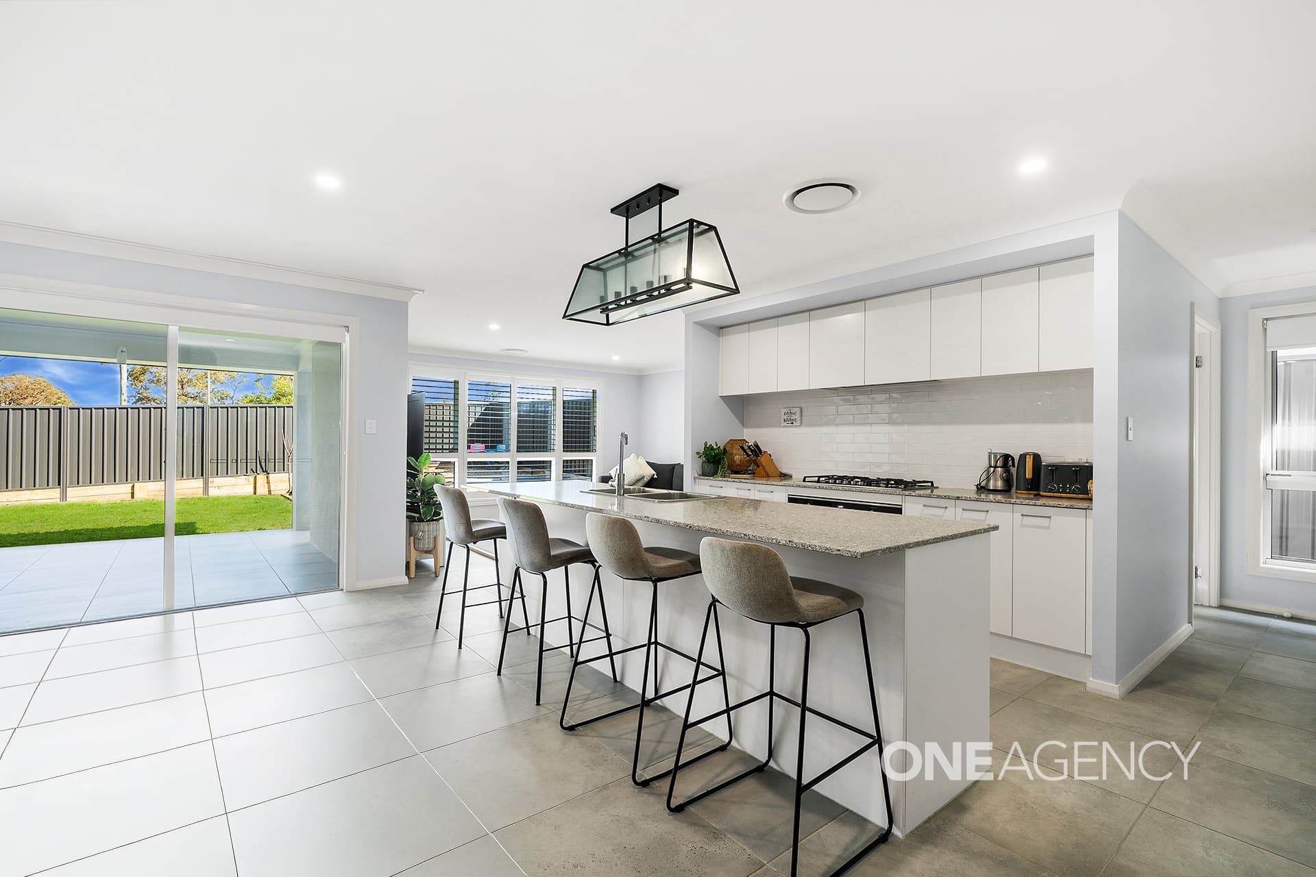 10 Catalina Place, Badagarang, Badagarang - Thumbnail 3