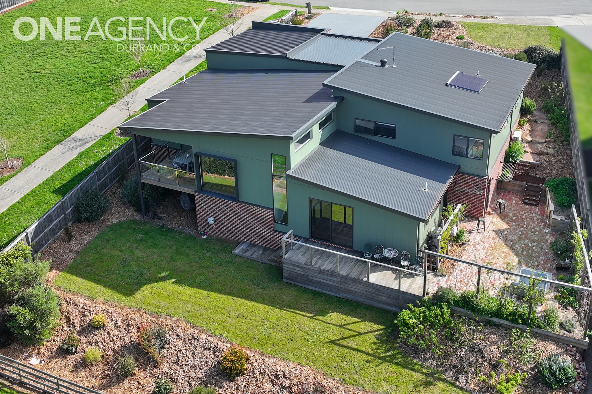42 Myrtle Crescent, Warragul, Warragul - Thumbnail 2