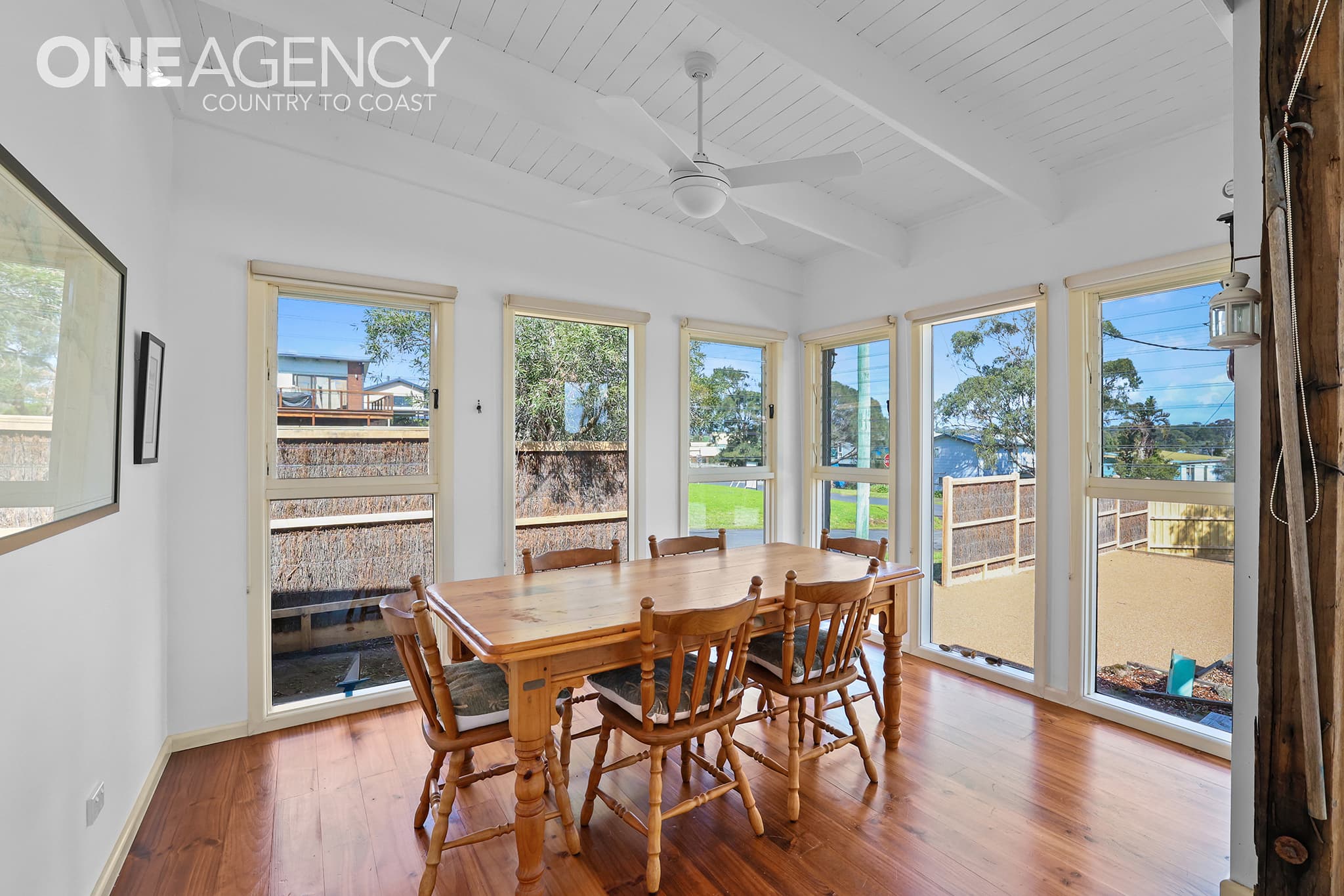 77 Red Rocks Road, Cowes, Cowes - Thumbnail 4