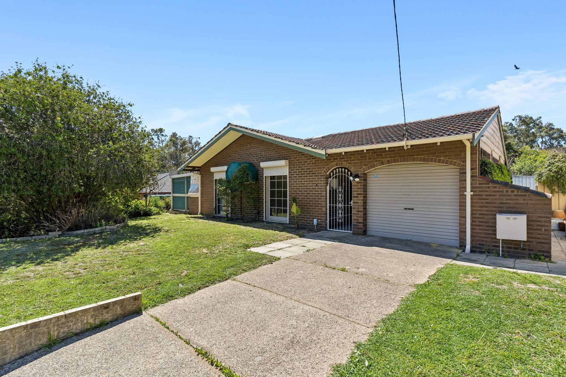 20 Elmwood Crescent, Lesmurdie, Lesmurdie - Thumbnail 2