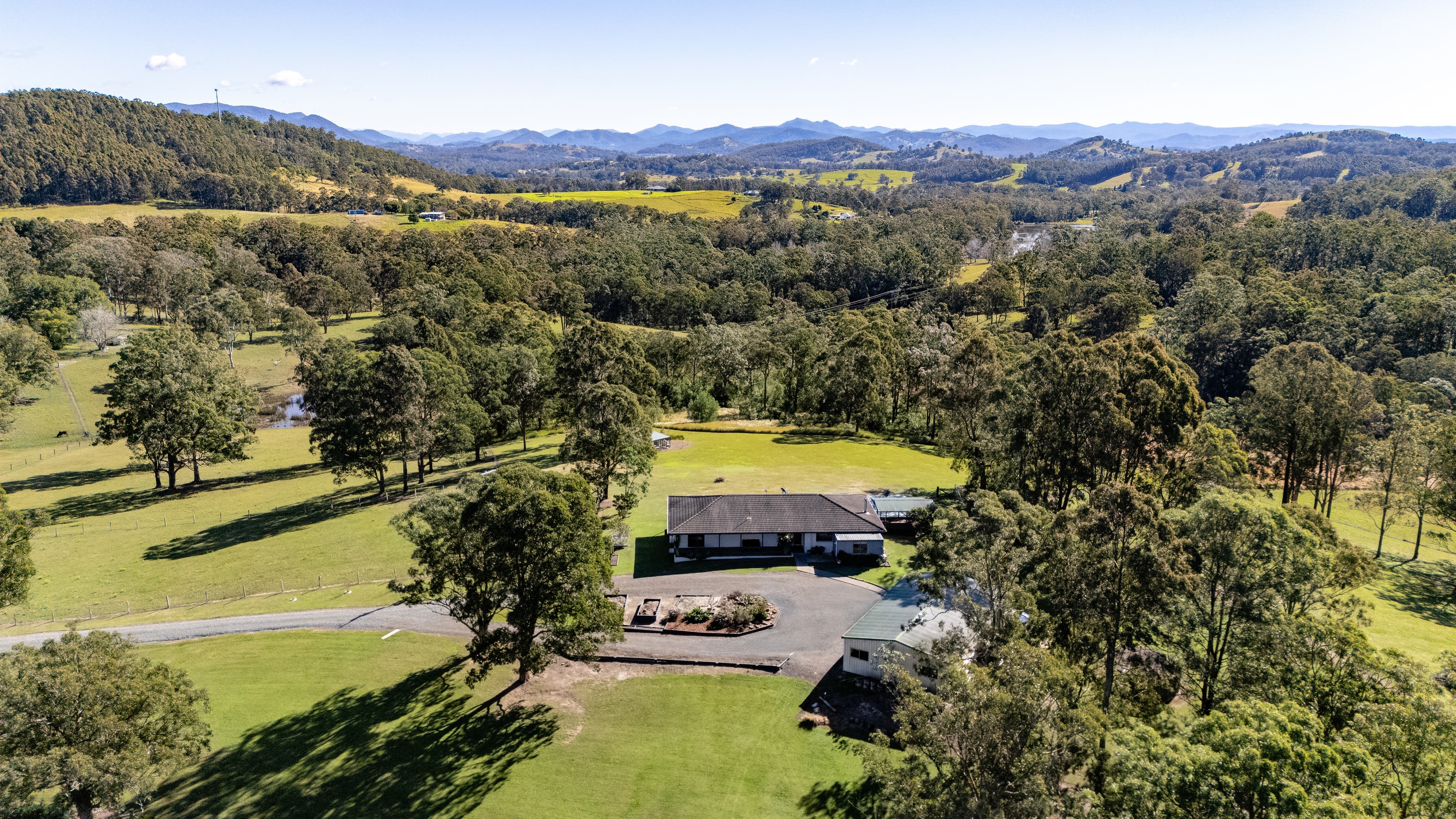 367 Hillville Road, Hillville, Hillville - Thumbnail 2