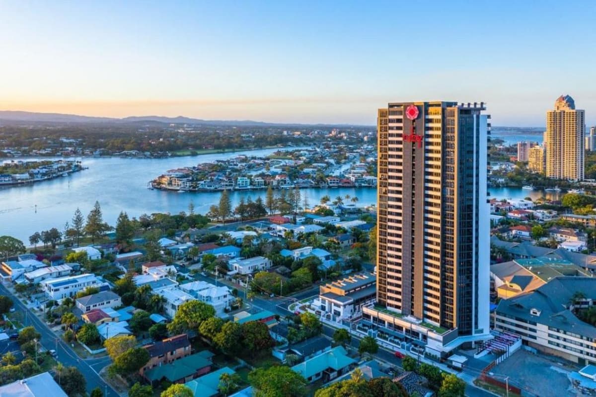 2401/9 Norfolk Avenue, Surfers Paradise, Surfers Paradise - Thumbnail 2