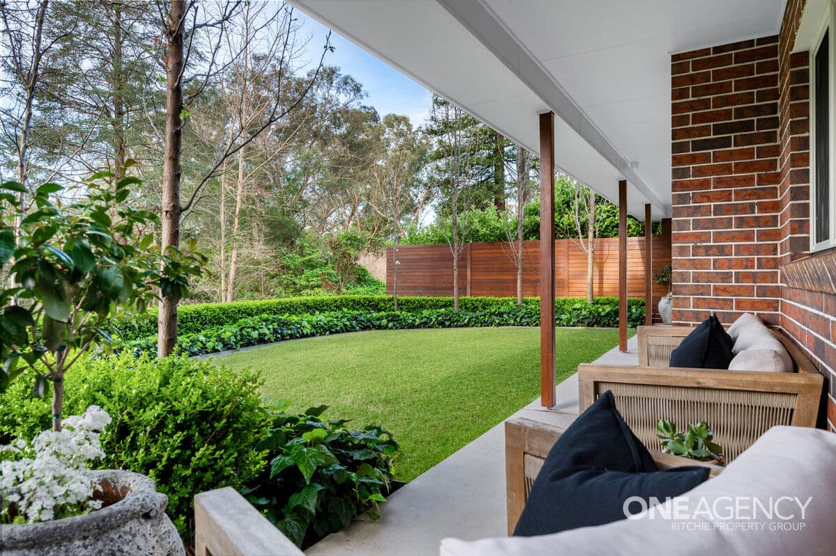 35 Russell Avenue, Faulconbridge, Faulconbridge - Thumbnail 2