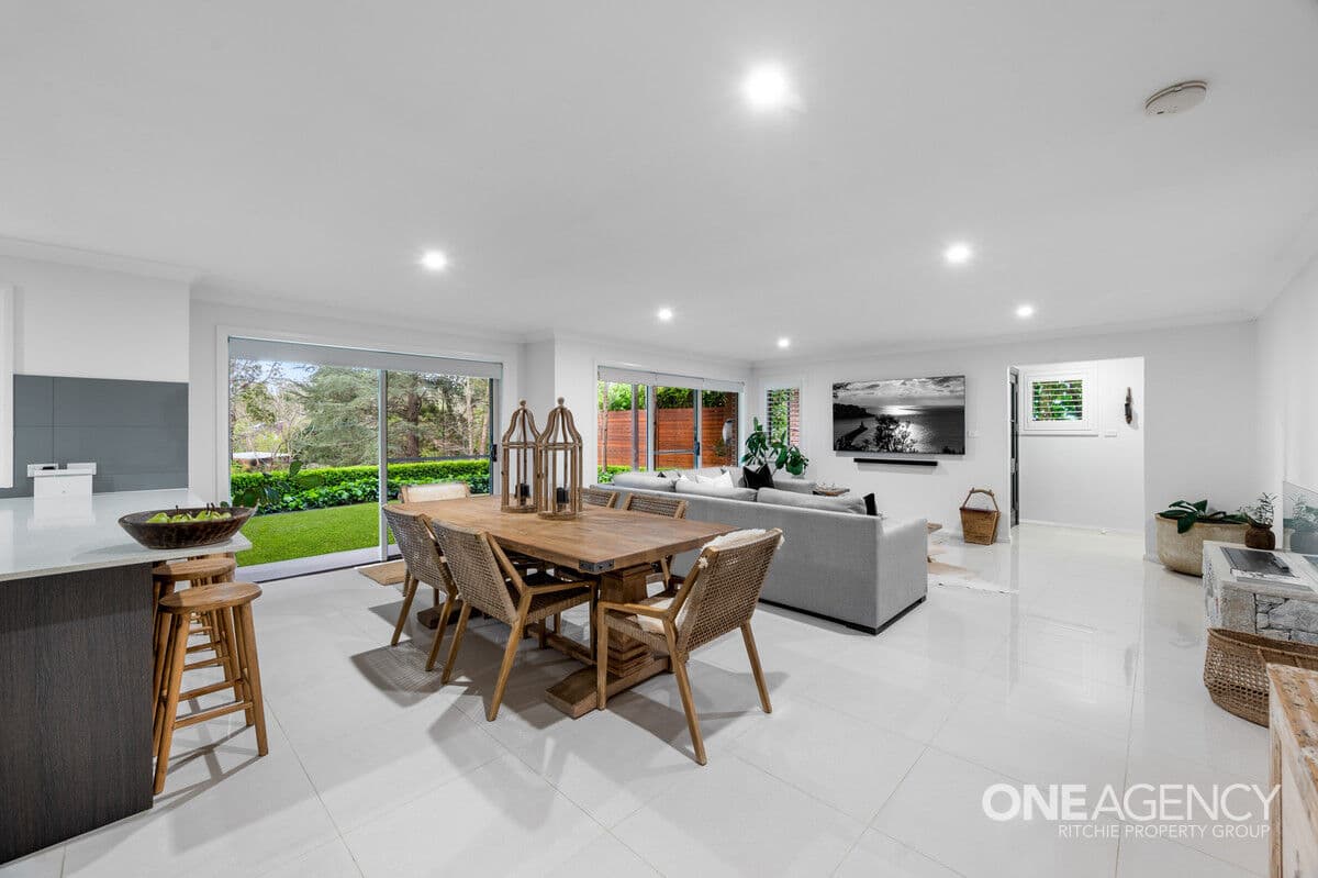 35 Russell Avenue, Faulconbridge, Faulconbridge - Thumbnail 4