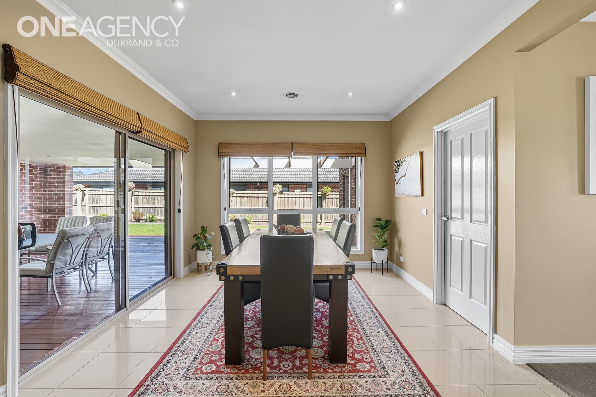 33 Parkside Drive, Moe, Moe - Thumbnail 3