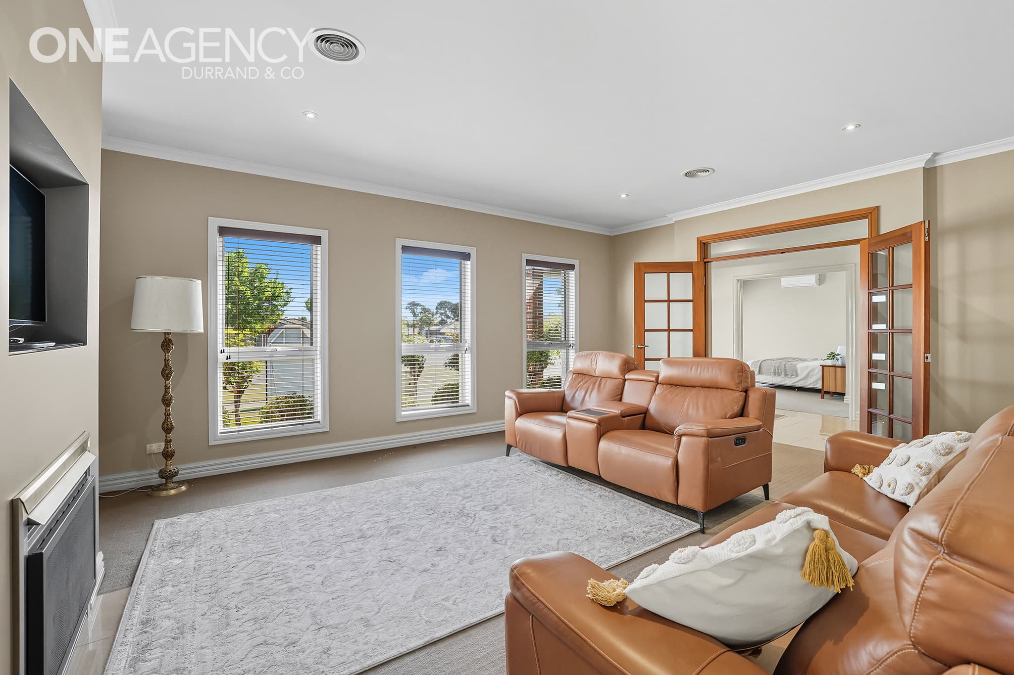 33 Parkside Drive, Moe, Moe - Thumbnail 4