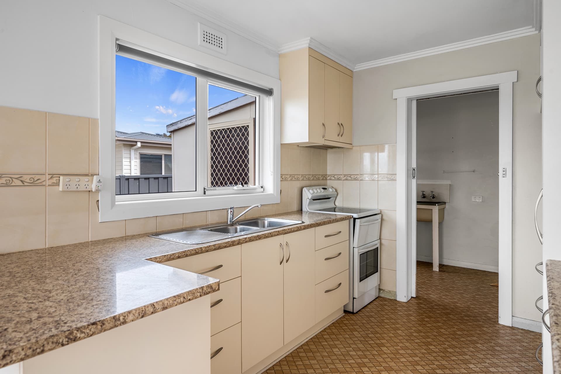 2 Churchill Avenue, Devonport, Devonport - Thumbnail 2