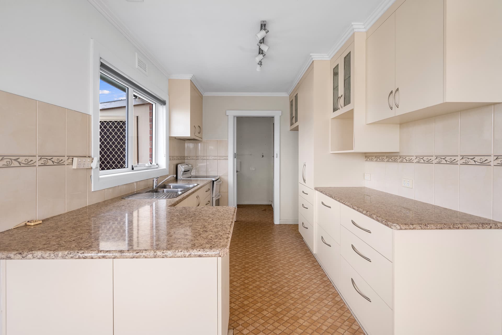 2 Churchill Avenue, Devonport, Devonport - Thumbnail 5