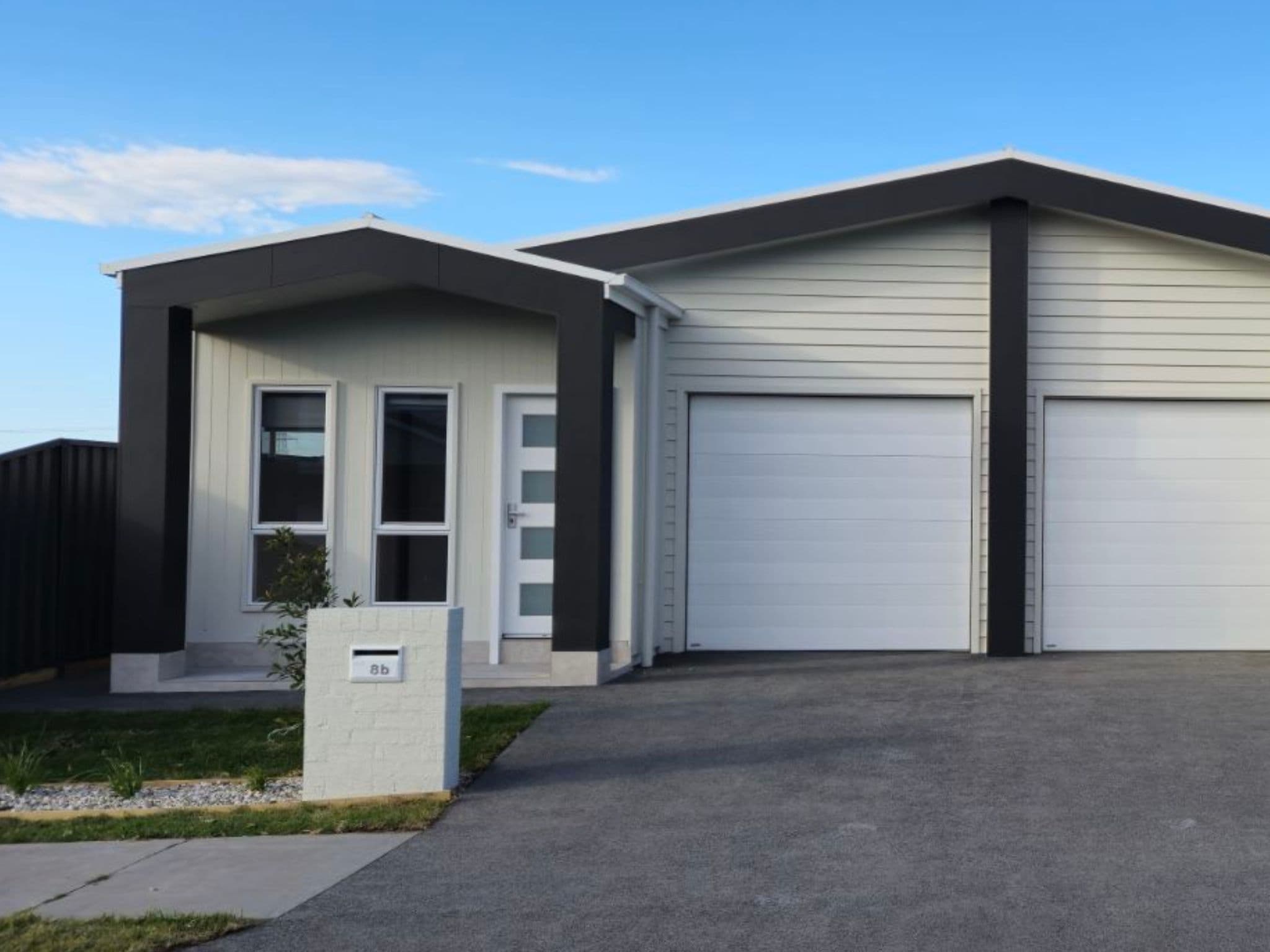 2/8 Sundew Street, Horsley, Horsley - Image 1