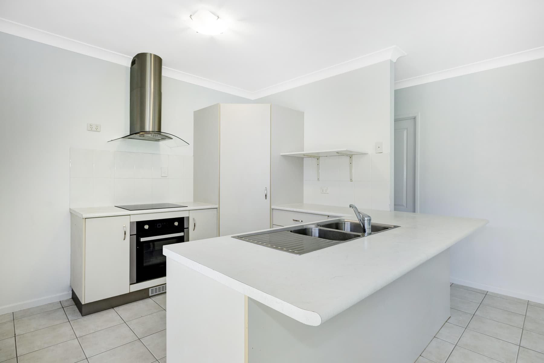 19 Thornbill Close, Kelso, Kelso - Thumbnail 2