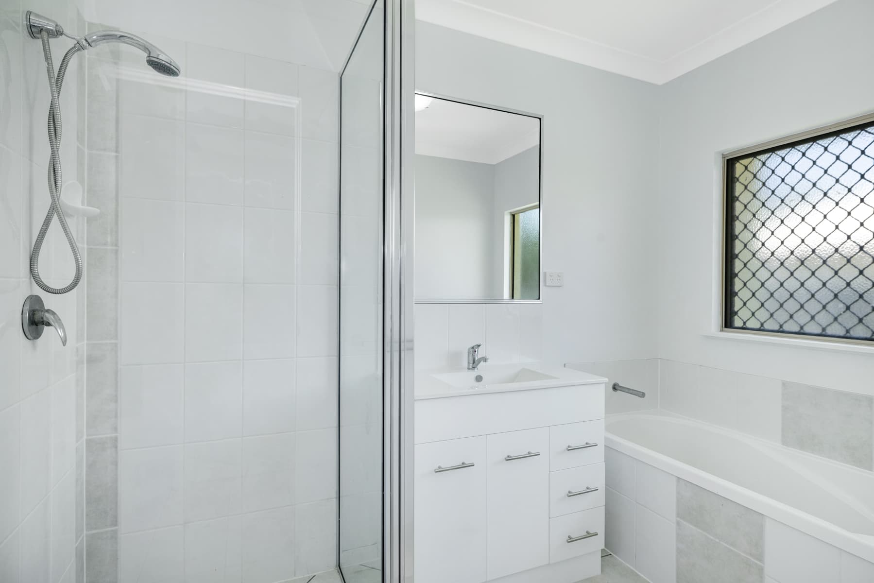 19 Thornbill Close, Kelso, Kelso - Thumbnail 4