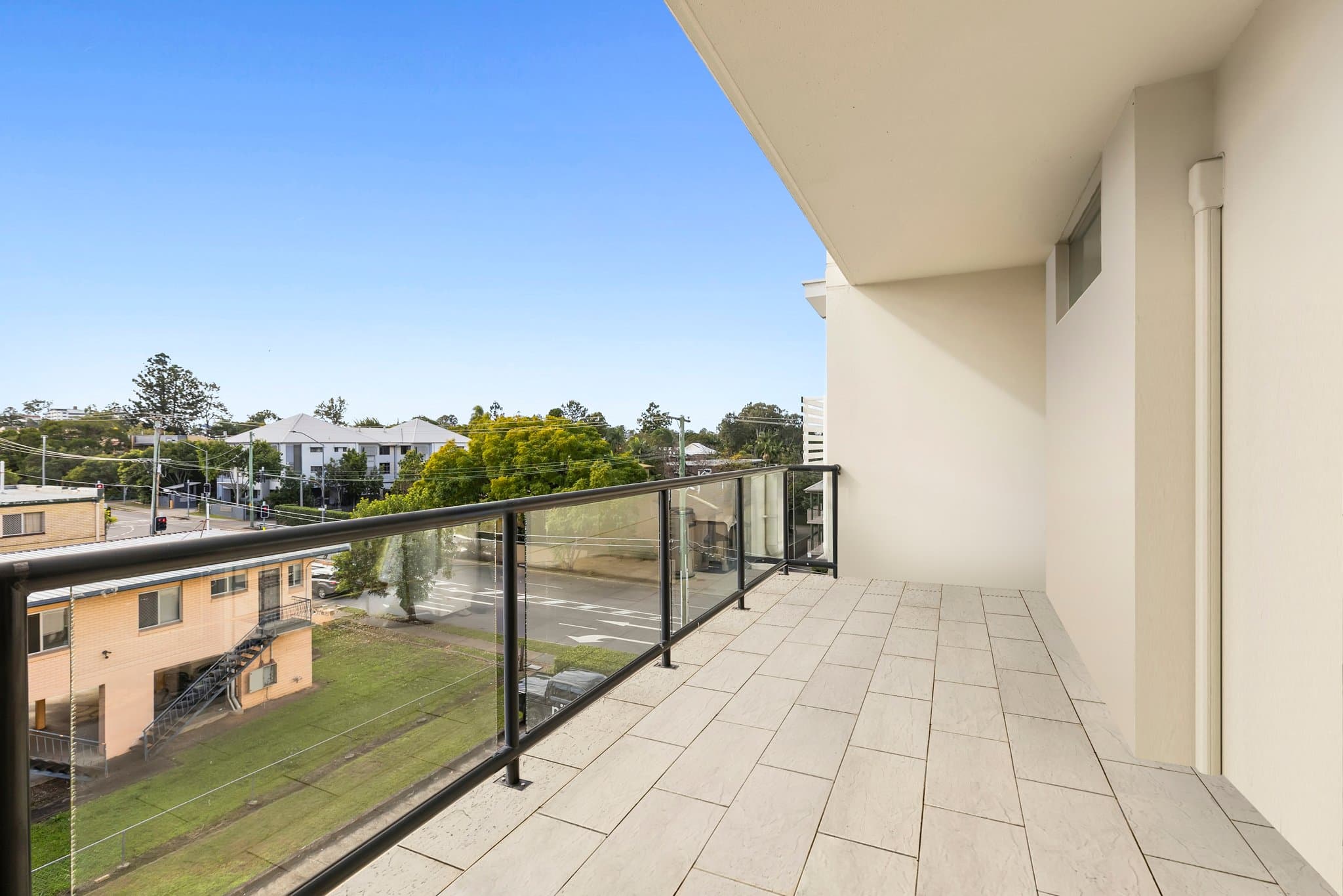 10/159 Clarence Road, Indooroopilly - Thumbnail 8