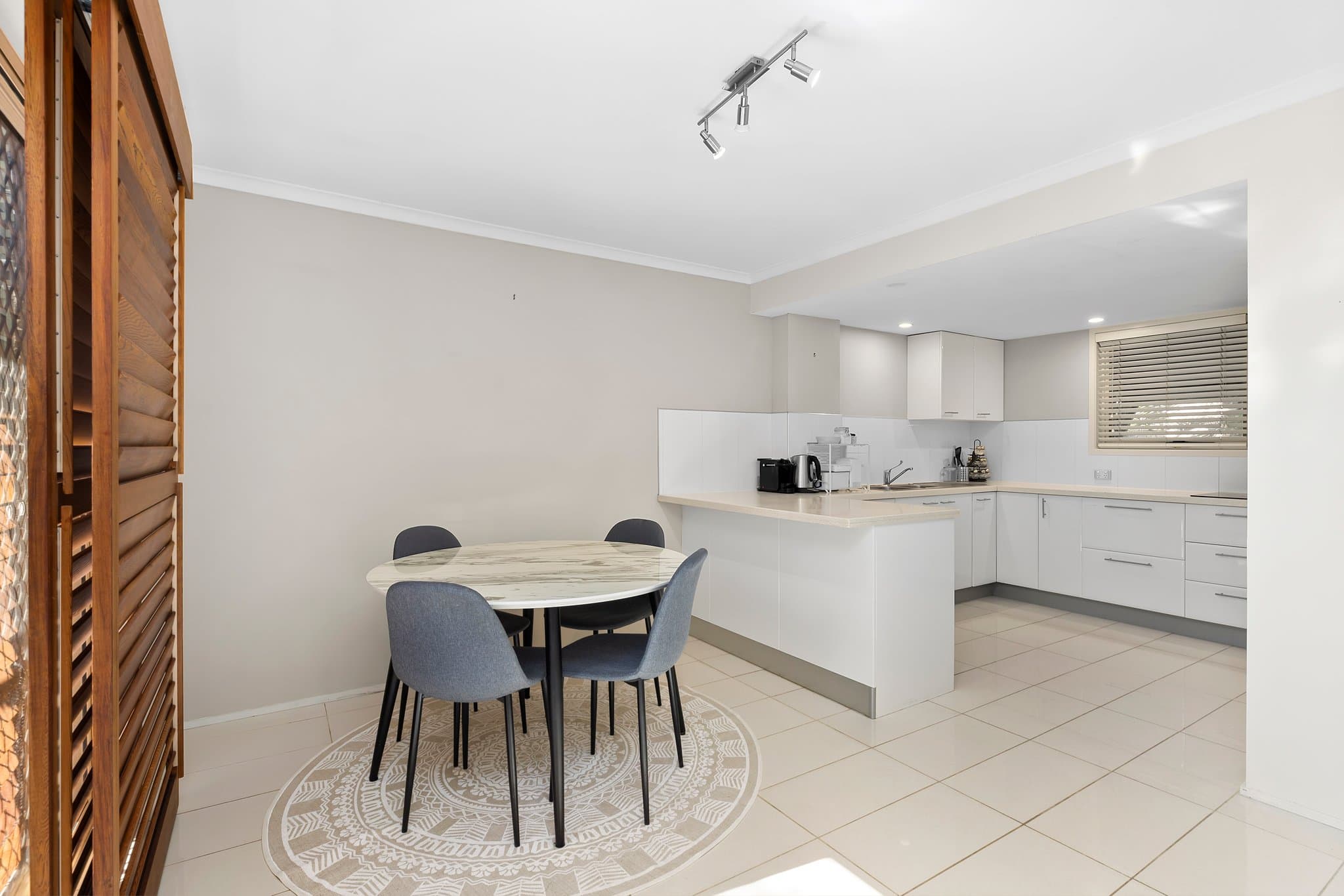 2/67 Beatrice Street, Taringa - Thumbnail 2