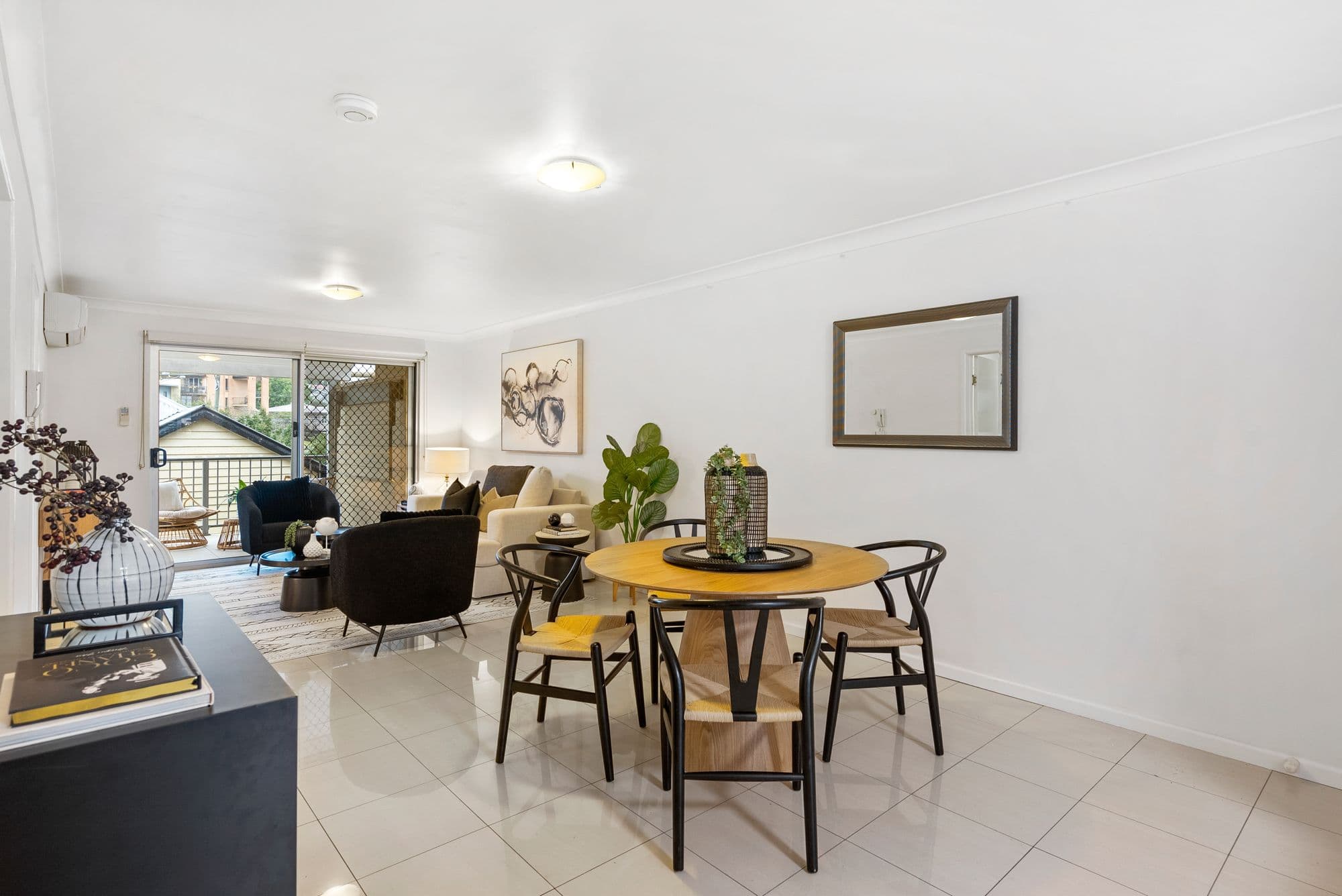 16/11 Croydon Street, Toowong - Thumbnail 2