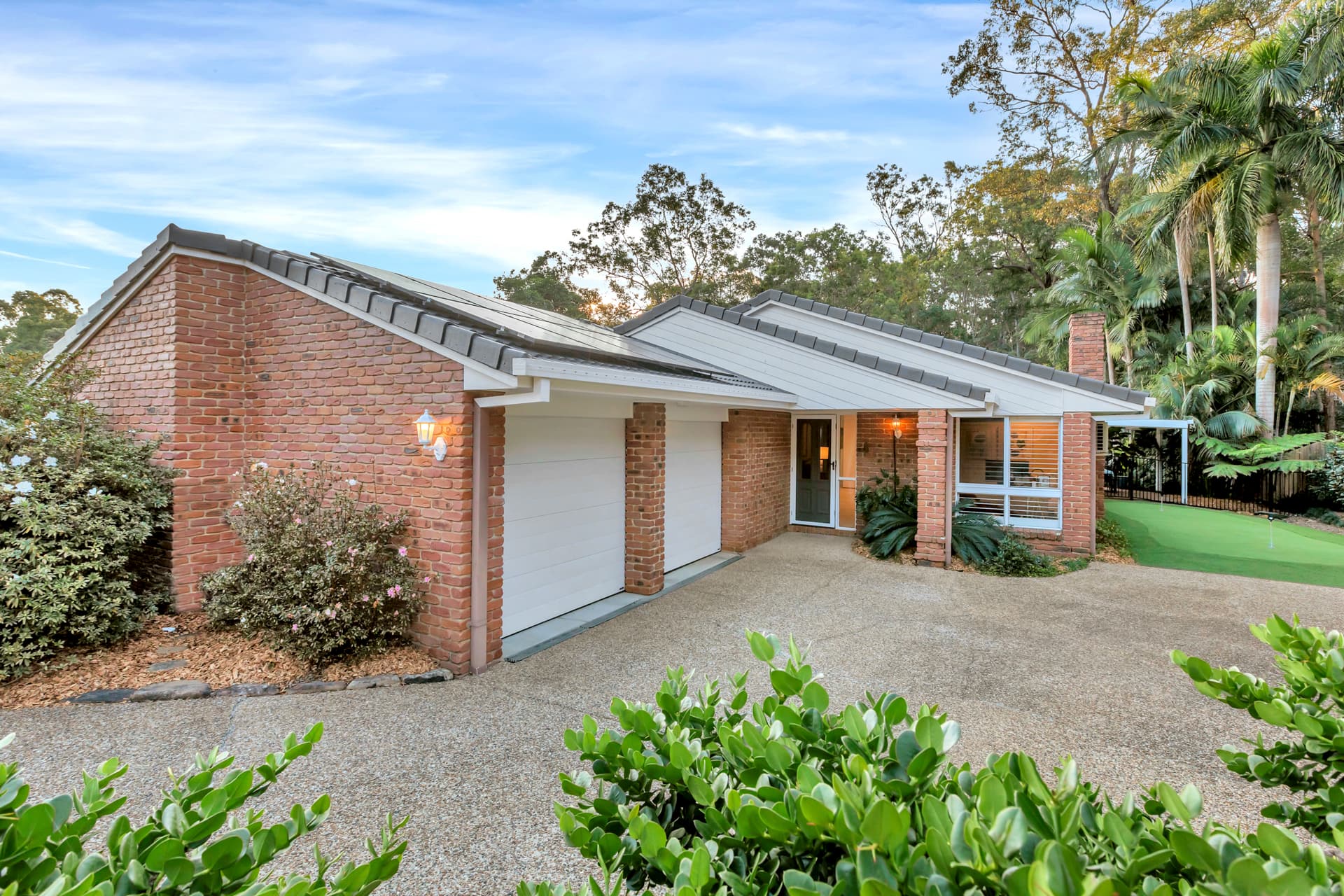 24 Peebles Place, Chapel Hill - Thumbnail 2