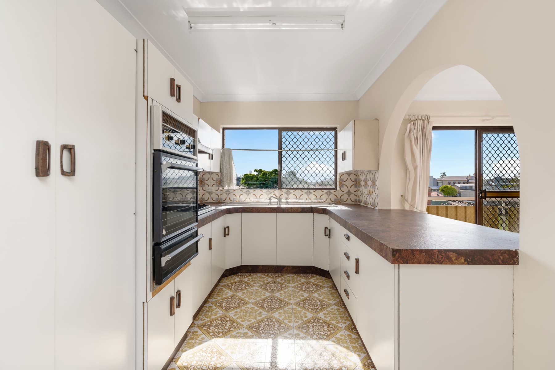 4/11 Halstead Street, Coorparoo - Thumbnail 4