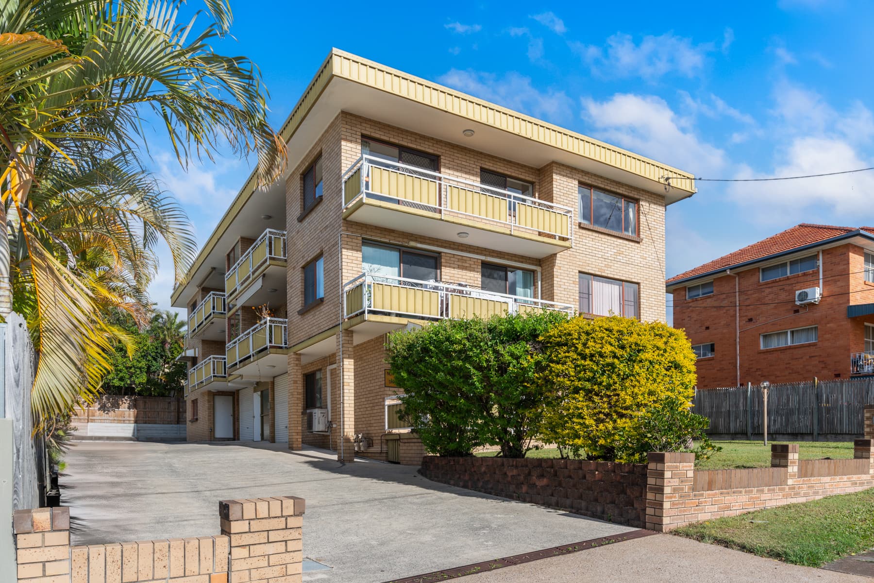 4/11 Halstead Street, Coorparoo - Thumbnail 2