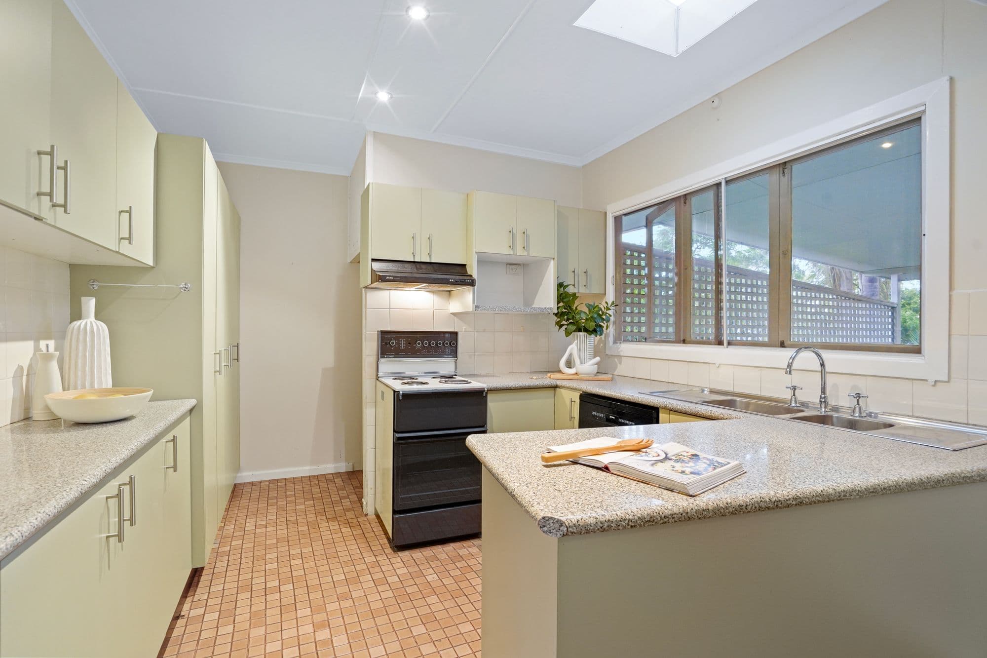 174 Jerrang Street, Chapel Hill - Thumbnail 4