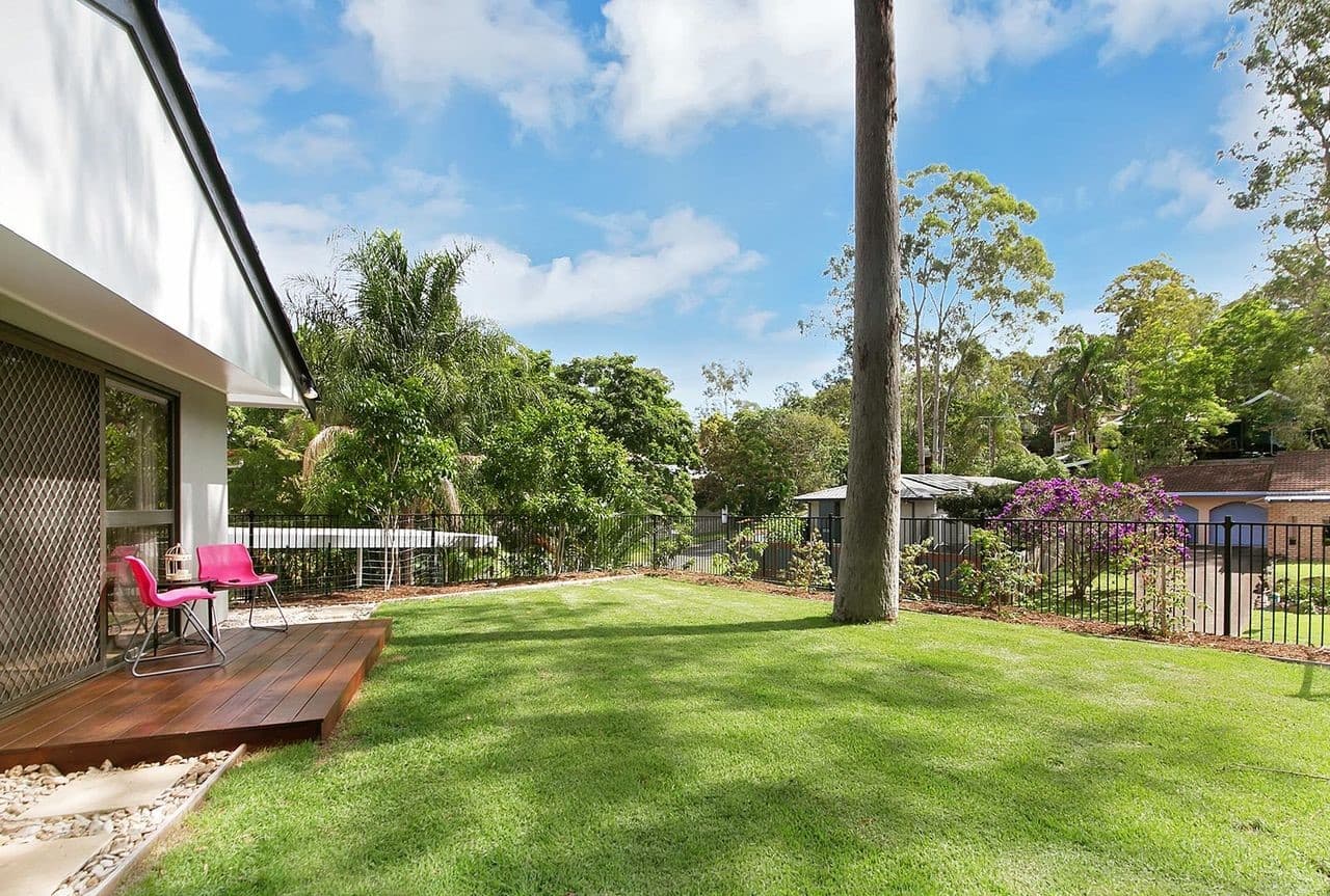 28 Lant Street, Chapel Hill - Image 1