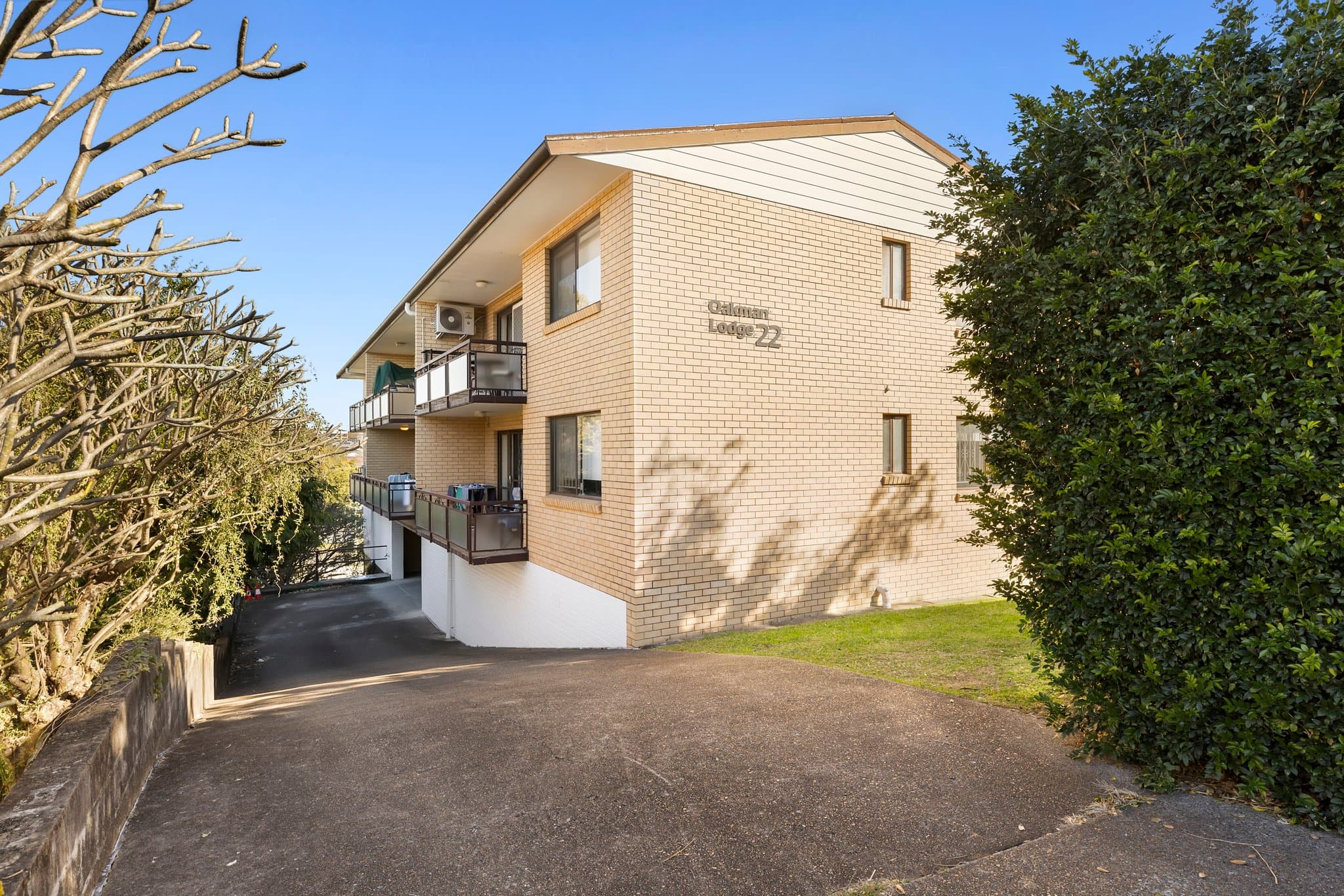 2/22 Stanley Terrace, Taringa - Image 1
