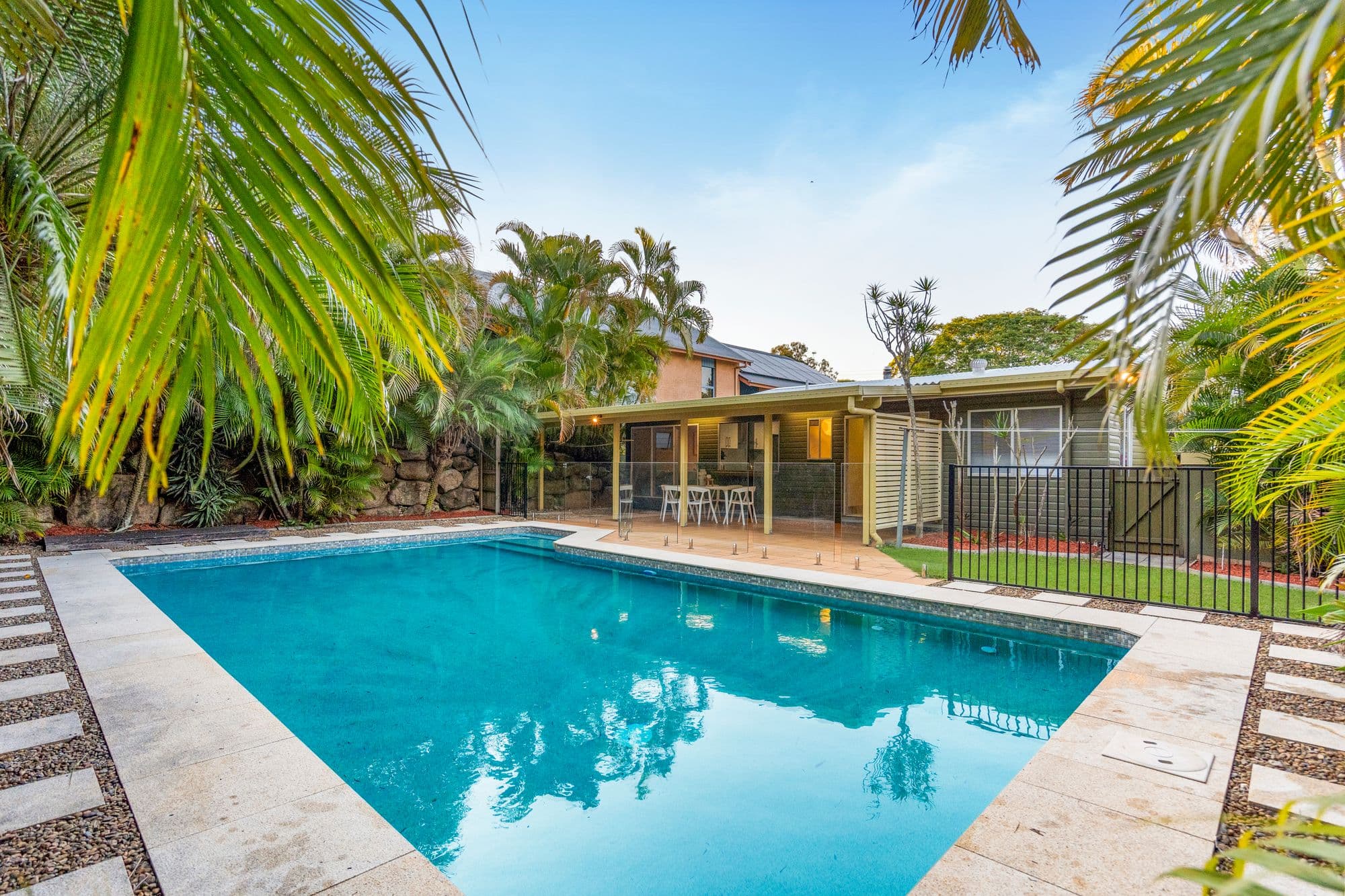 10 Disraeli Street, Indooroopilly - Image 1