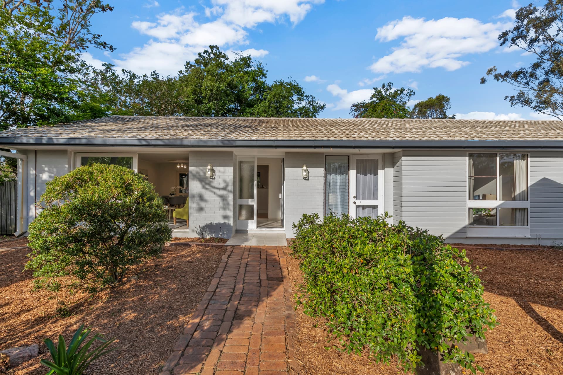 20 Delphin Street, Kenmore - Image 1