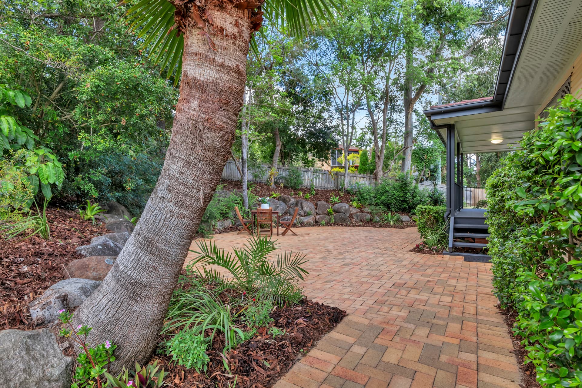 6 Tucker Street, Chapel Hill - Thumbnail 2