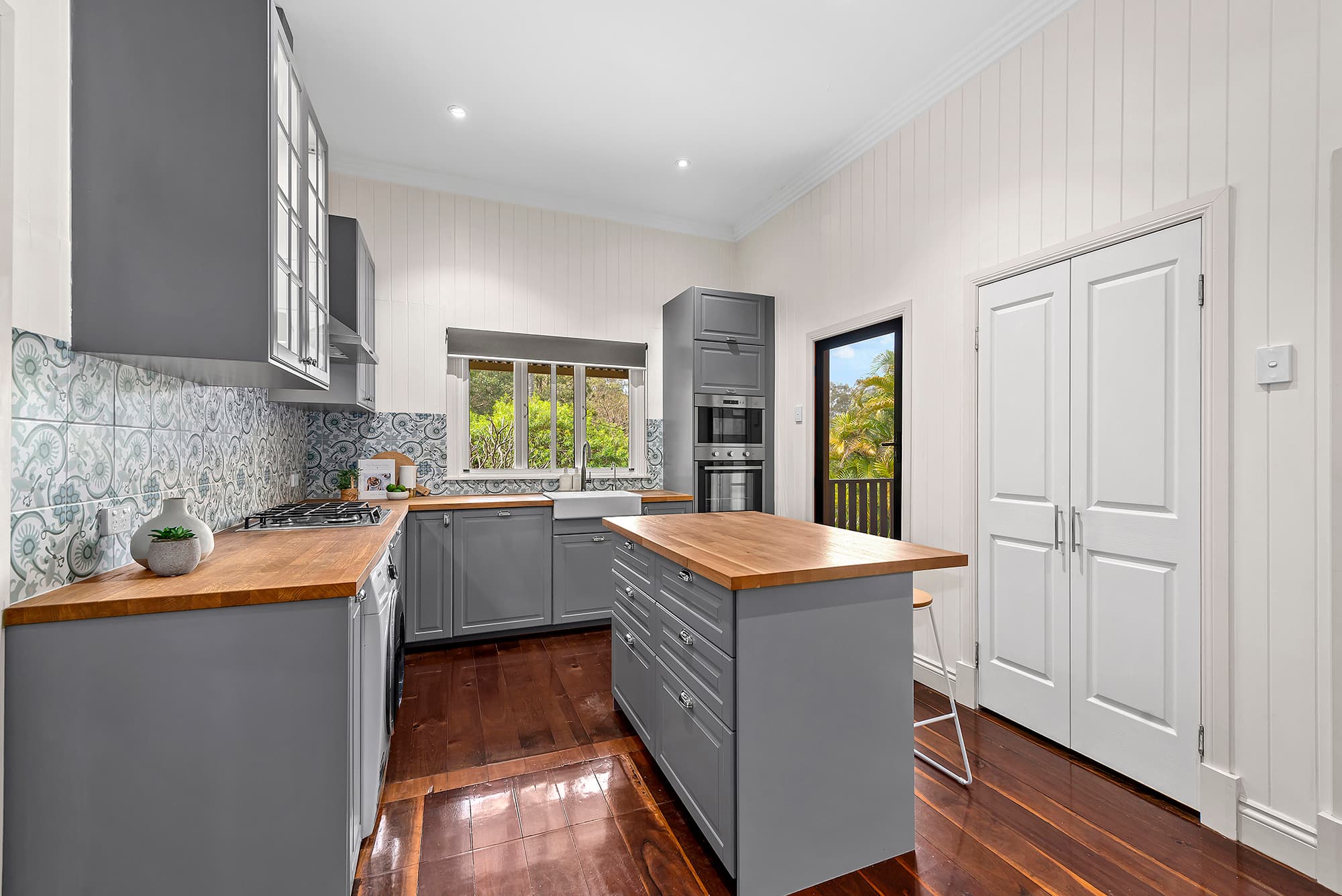 64 Jerrang Street, Indooroopilly - Thumbnail 7