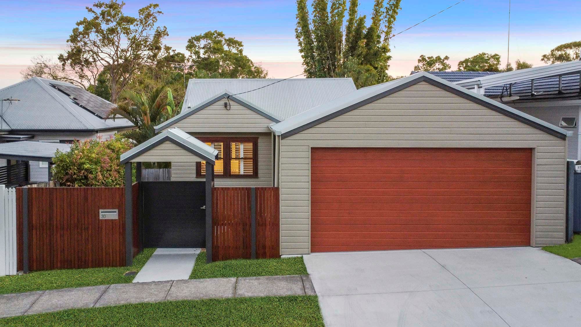 30 Equinox Street, Taringa - Image 1