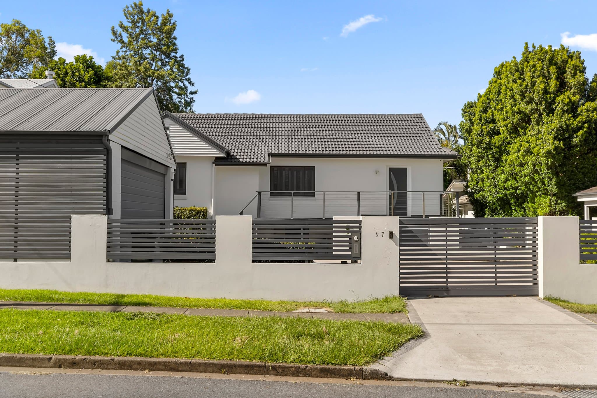 97 Waverley Road, Taringa - Thumbnail 2
