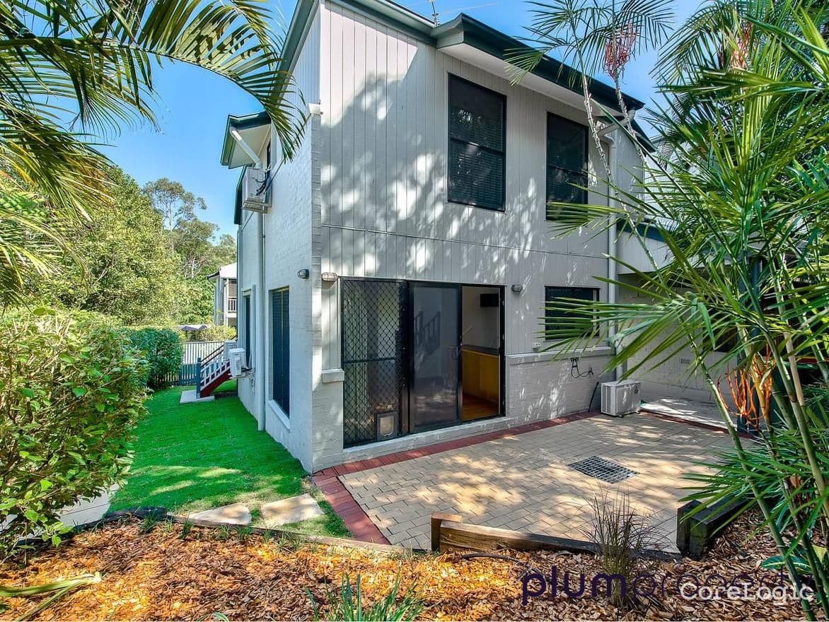 4/20 Rokeby Terrace, Taringa - Image 1