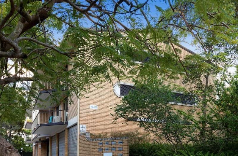 7/133 Central Avenue, Indooroopilly - Image 1