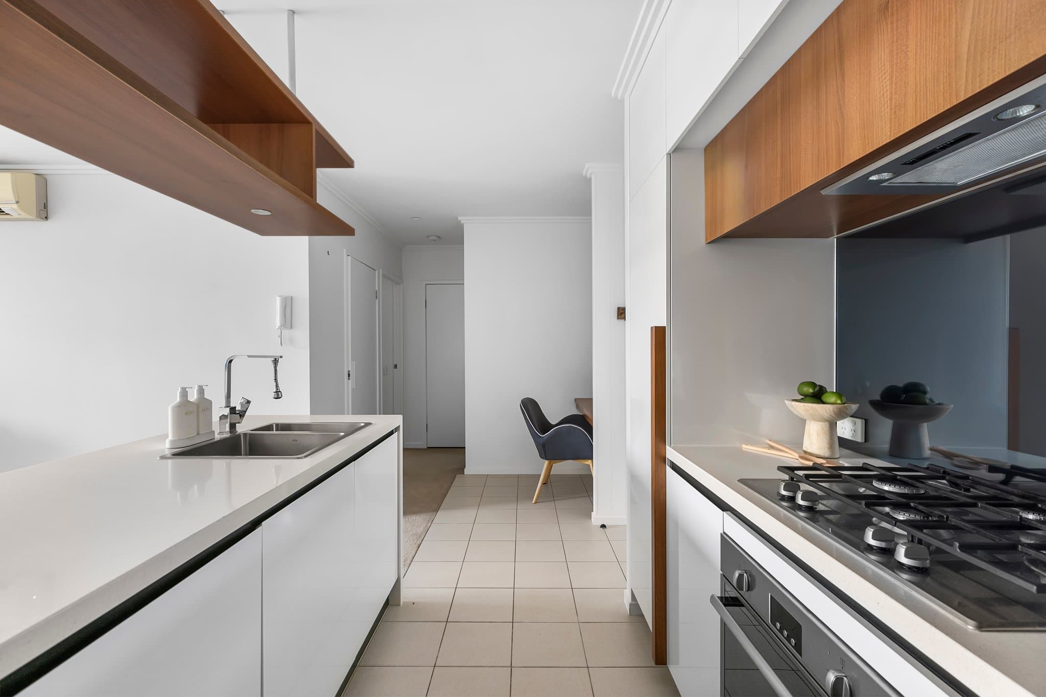 47/390 Simpsons Road, Bardon - Thumbnail 5