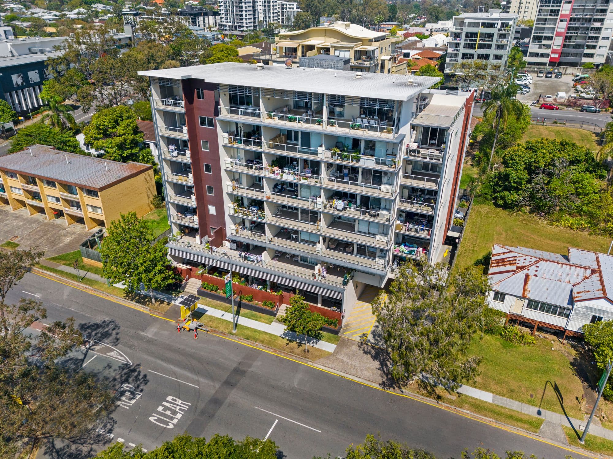 3/12 Belgrave Road, Indooroopilly - Image 1