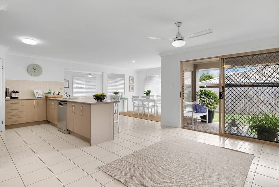 19 Oleosa Close, Moggill - Thumbnail 2