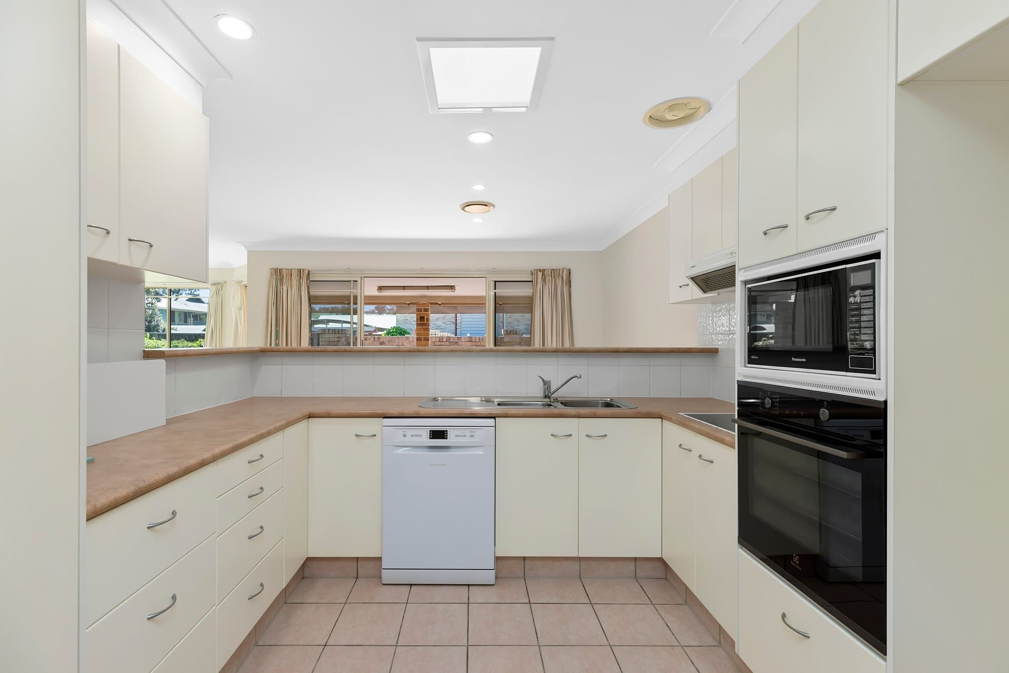 7/28 Carwoola Street, Bardon - Thumbnail 4
